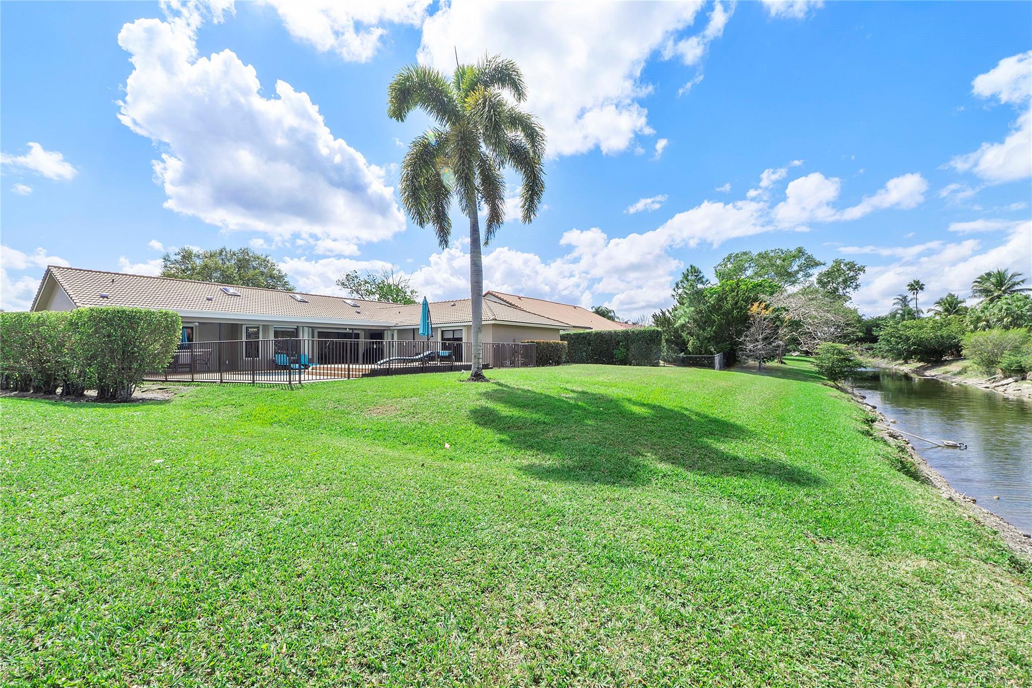 Pine Ridge 112-37 B - Residential