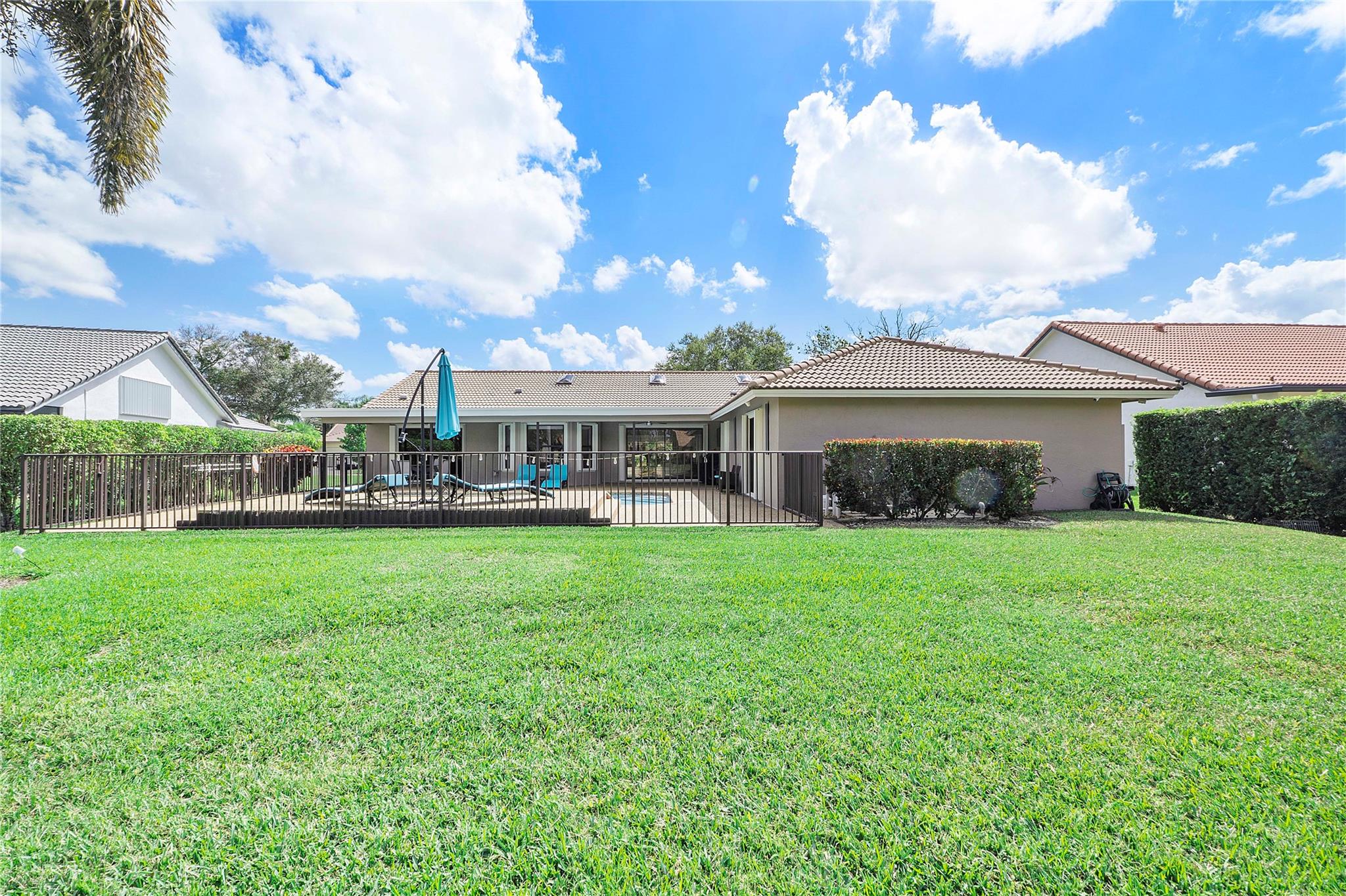 Pine Ridge 112-37 B - Residential