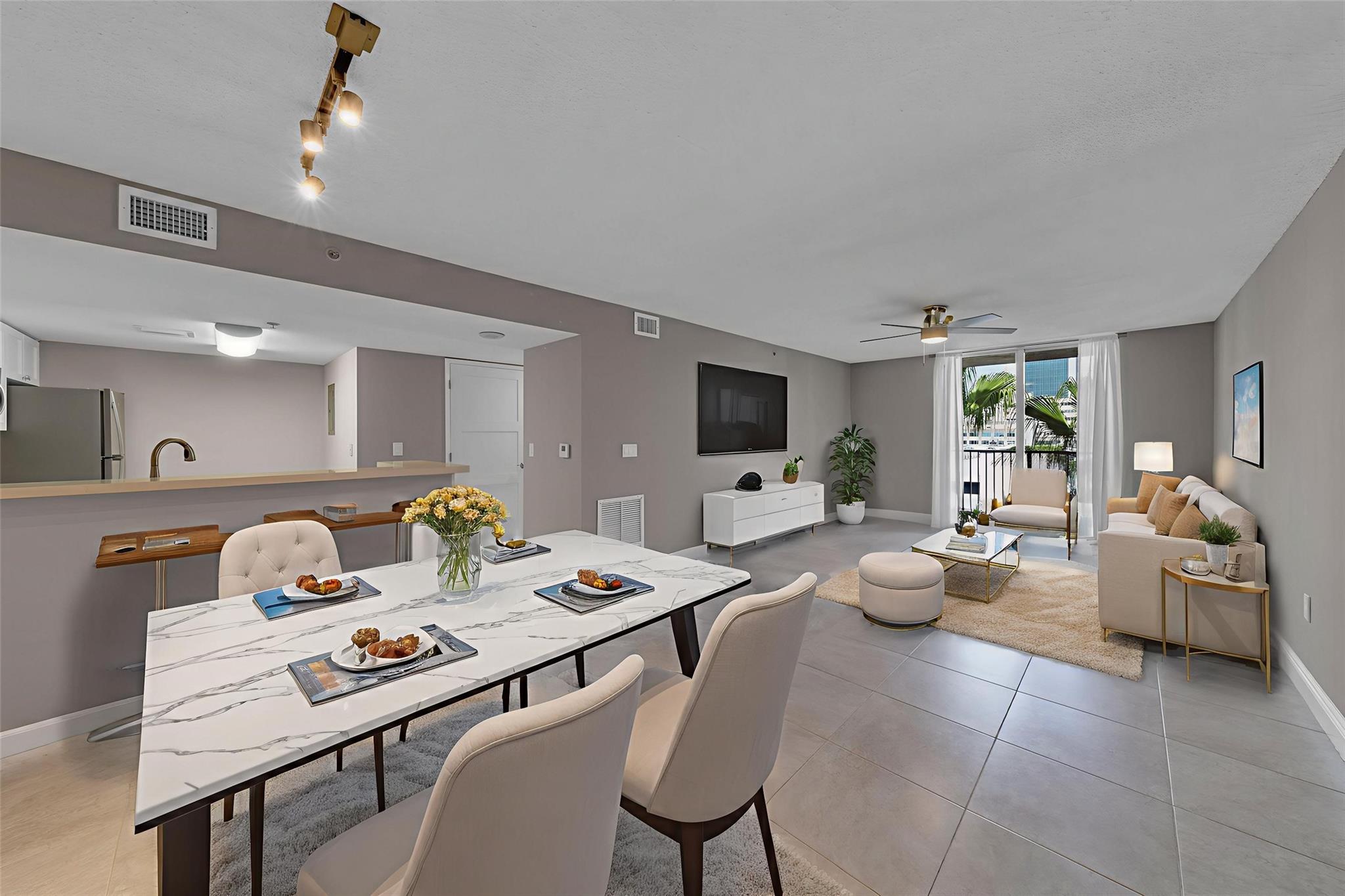520 SE 5th Ave 3605
