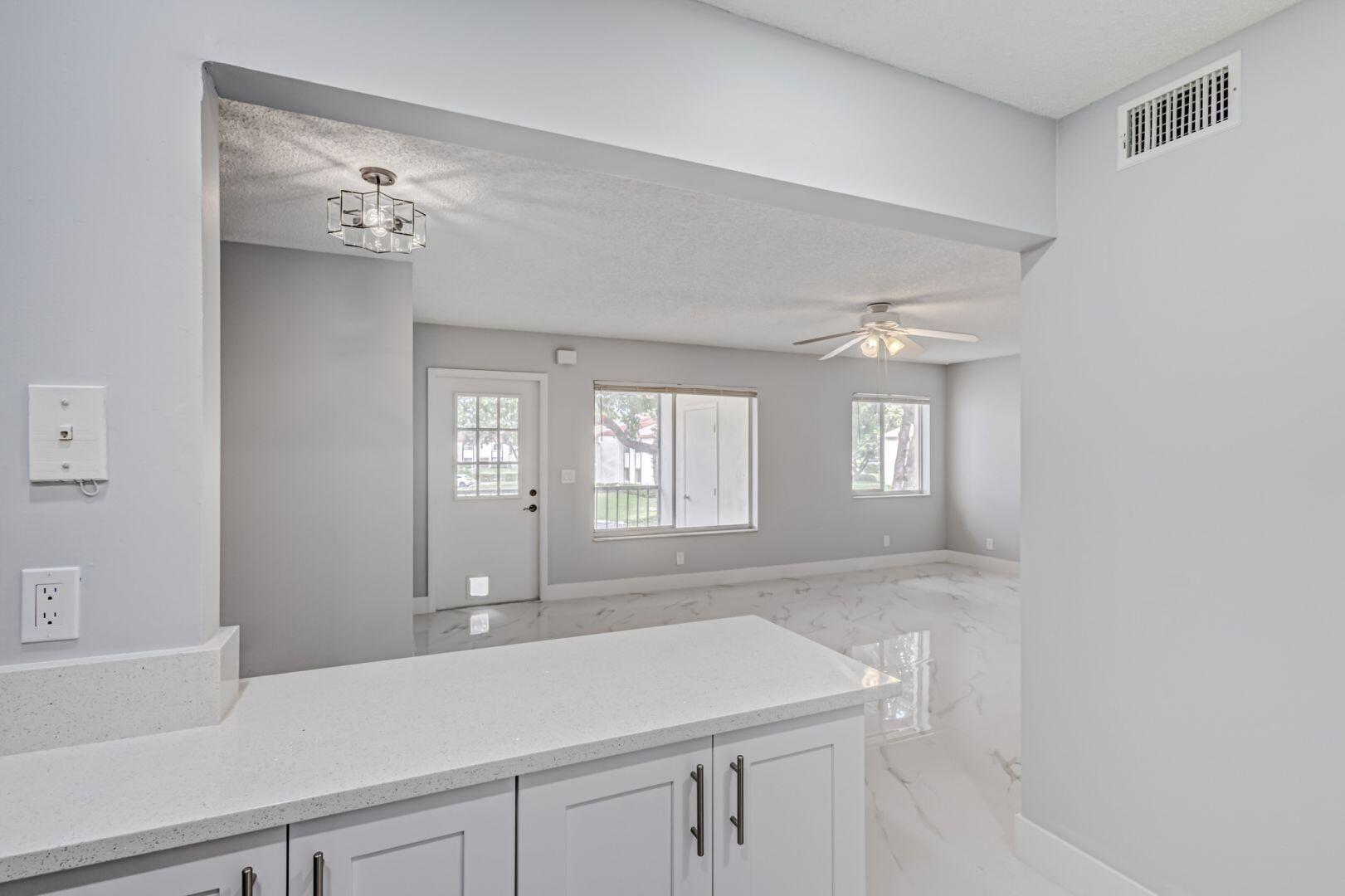 PINE RIDGE AT HAVERHILL C - Residential Lease