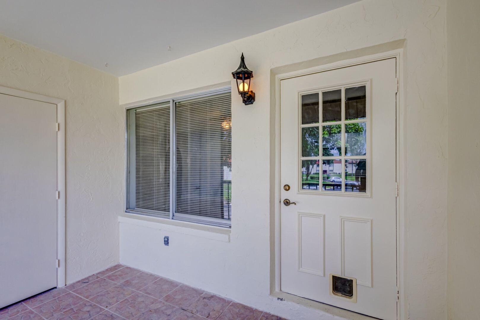 PINE RIDGE AT HAVERHILL C - Residential Lease