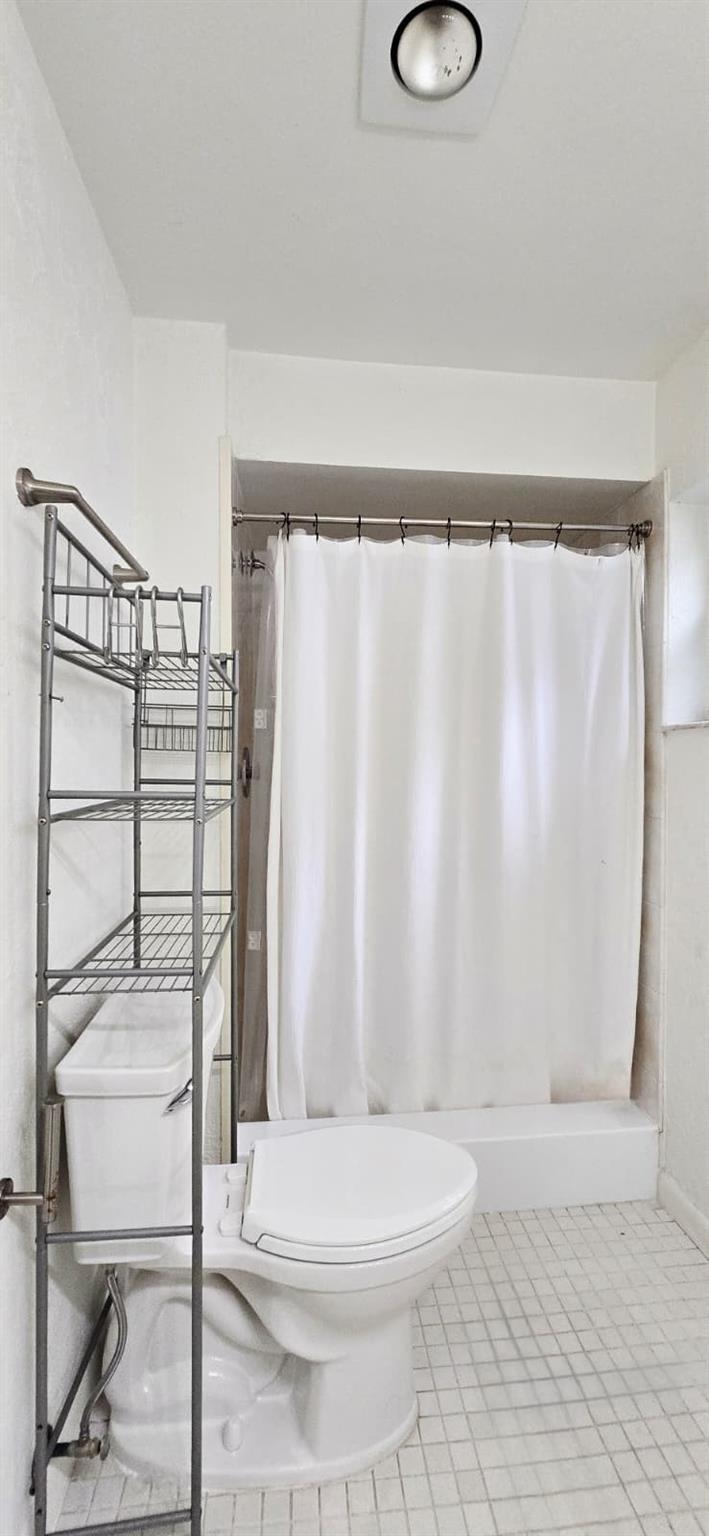 GUARDIAN ESTATES 81-41 B - Residential