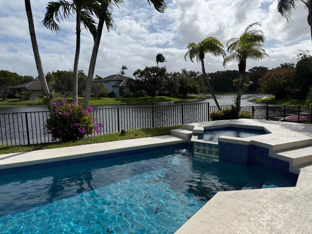 Photo of 6632 NW 97TH Lane, Parkland, FL 33076 (MLS # B26093379)