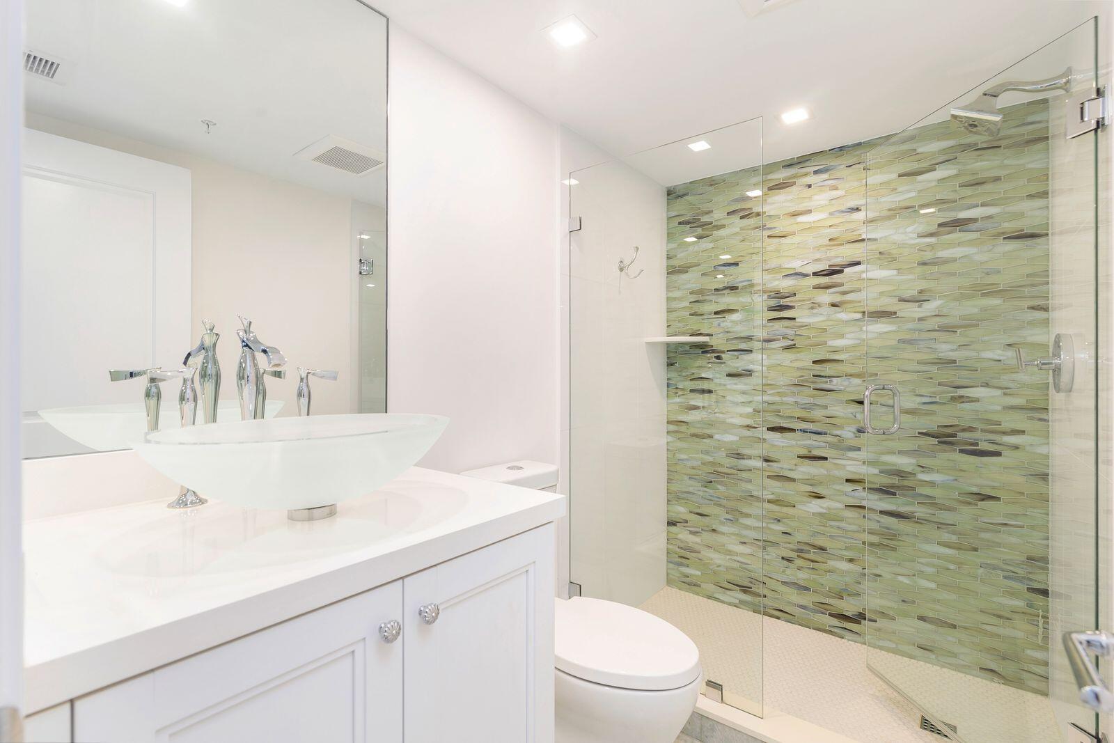 ENVOY COND DECL FILED 12- - Residential