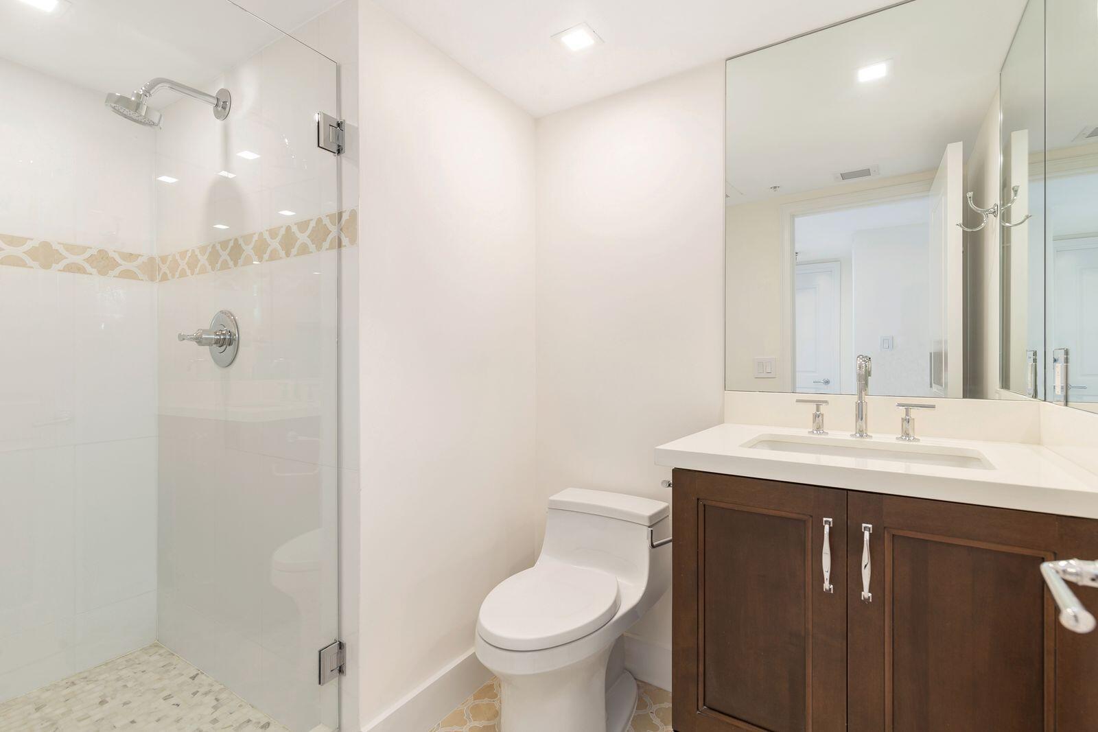 ENVOY COND DECL FILED 12- - Residential