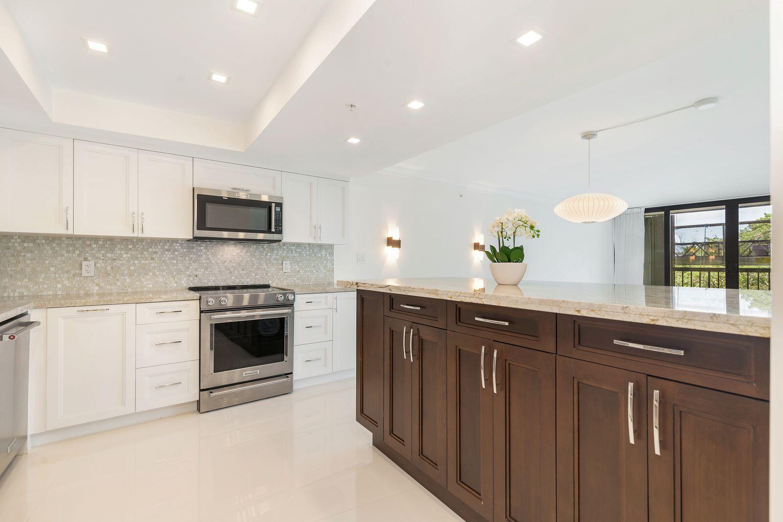 ENVOY COND DECL FILED 12- - Residential