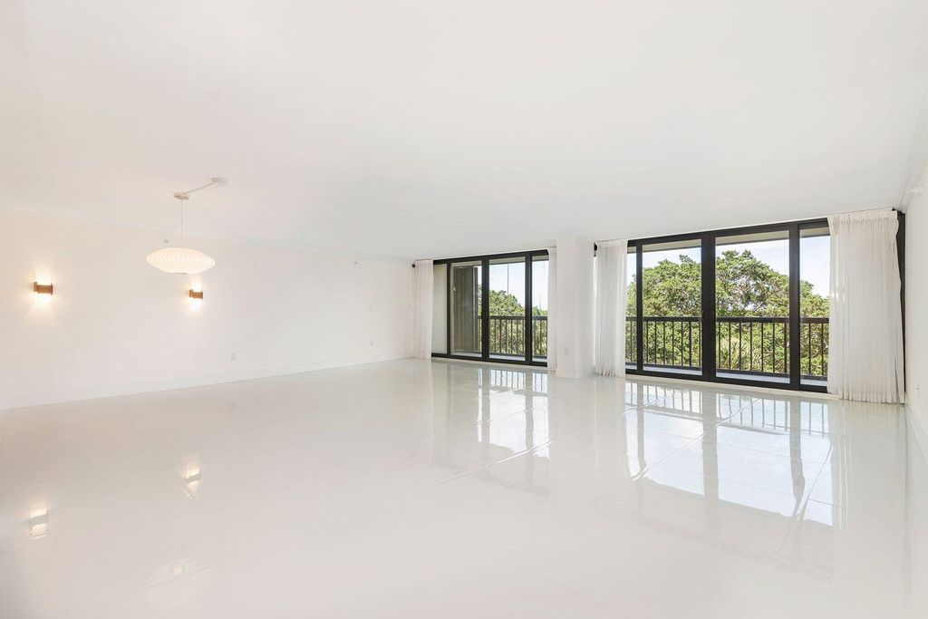 Photo of 2450 Presidential Way #505, West Palm Beach, FL 33401 (MLS # R11145698)