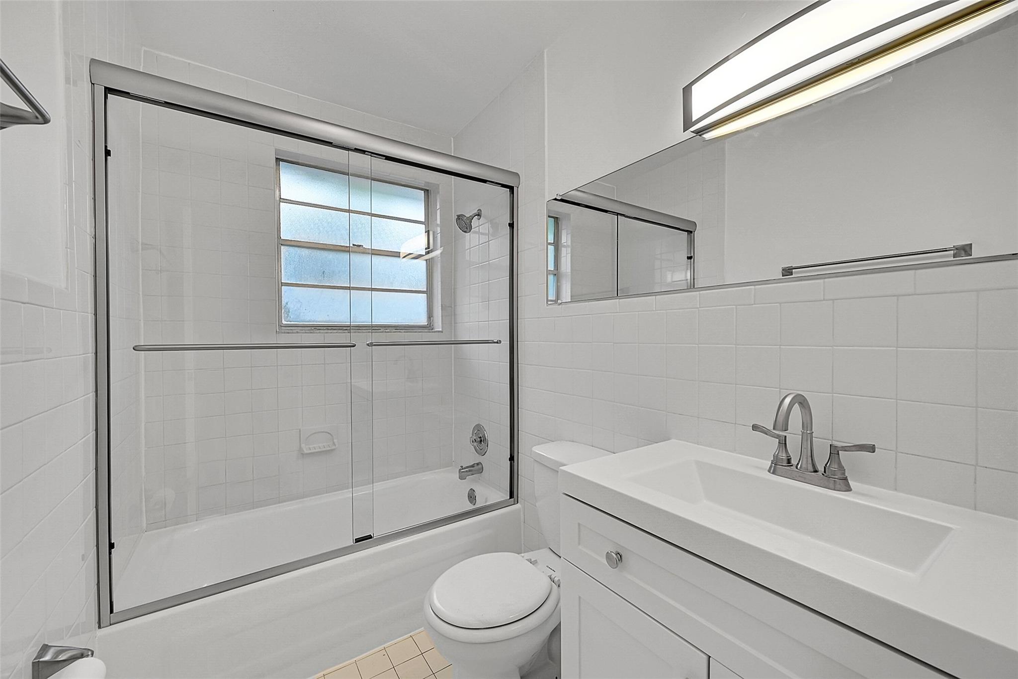 MRS ELVA A TRUAX - Residential Lease