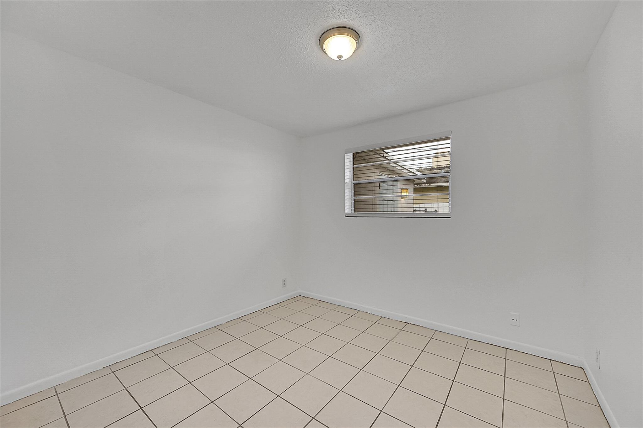 MRS ELVA A TRUAX - Residential Lease