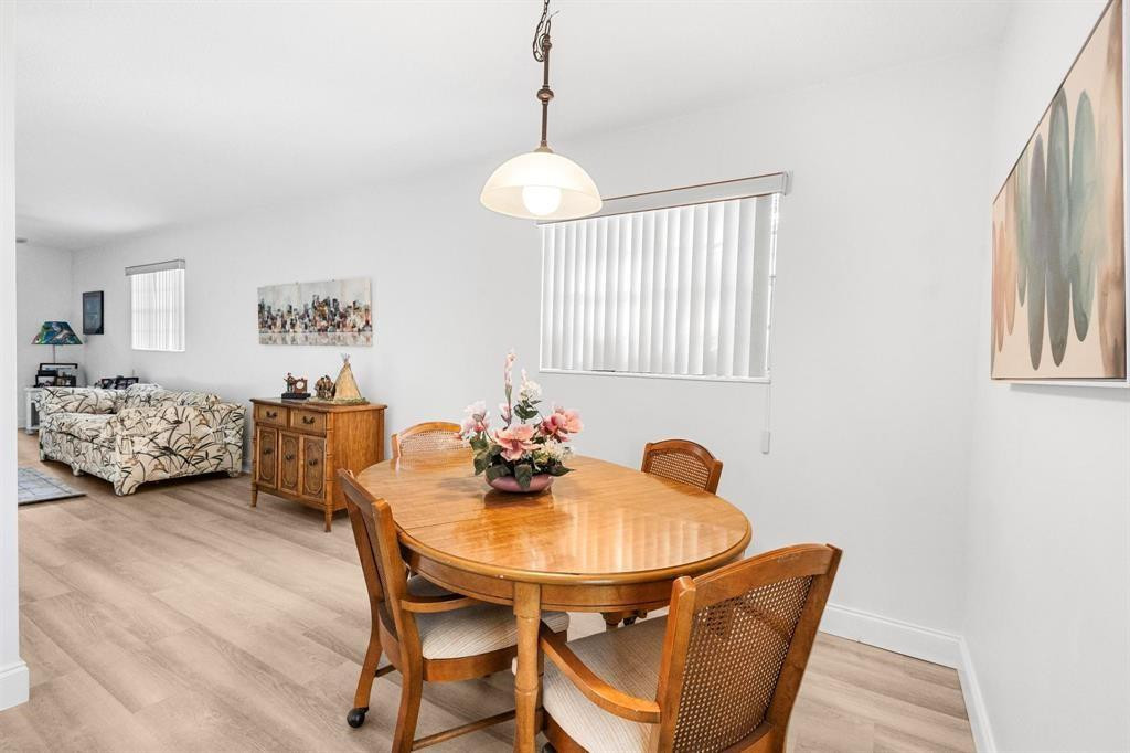 Kingswood Condo - Residential