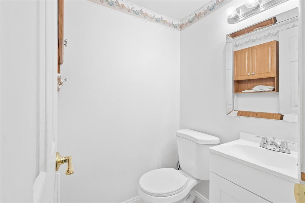 Kingswood Condo - Residential