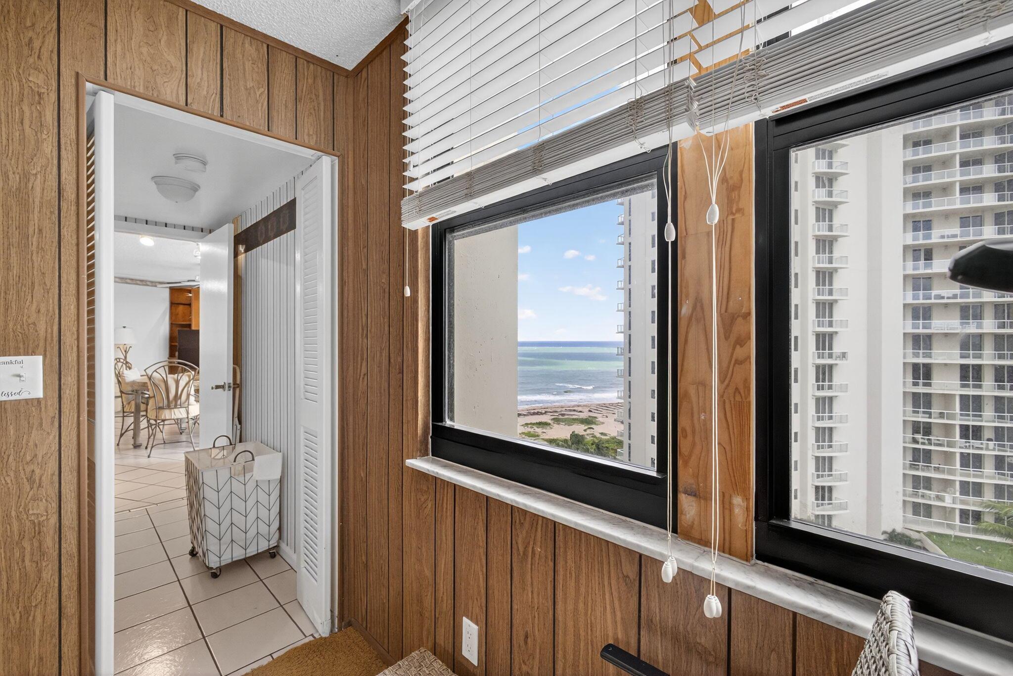 PHOENIX TOWERS CONDO - Residential