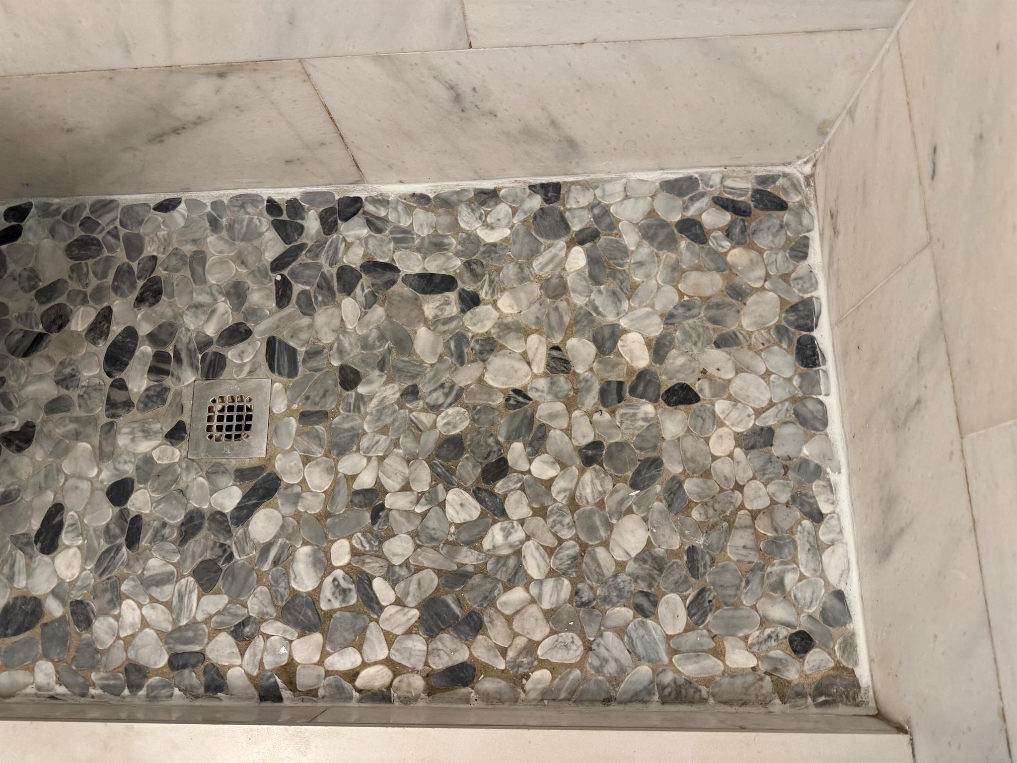 ENGLEWOOD MANOR - Residential Income