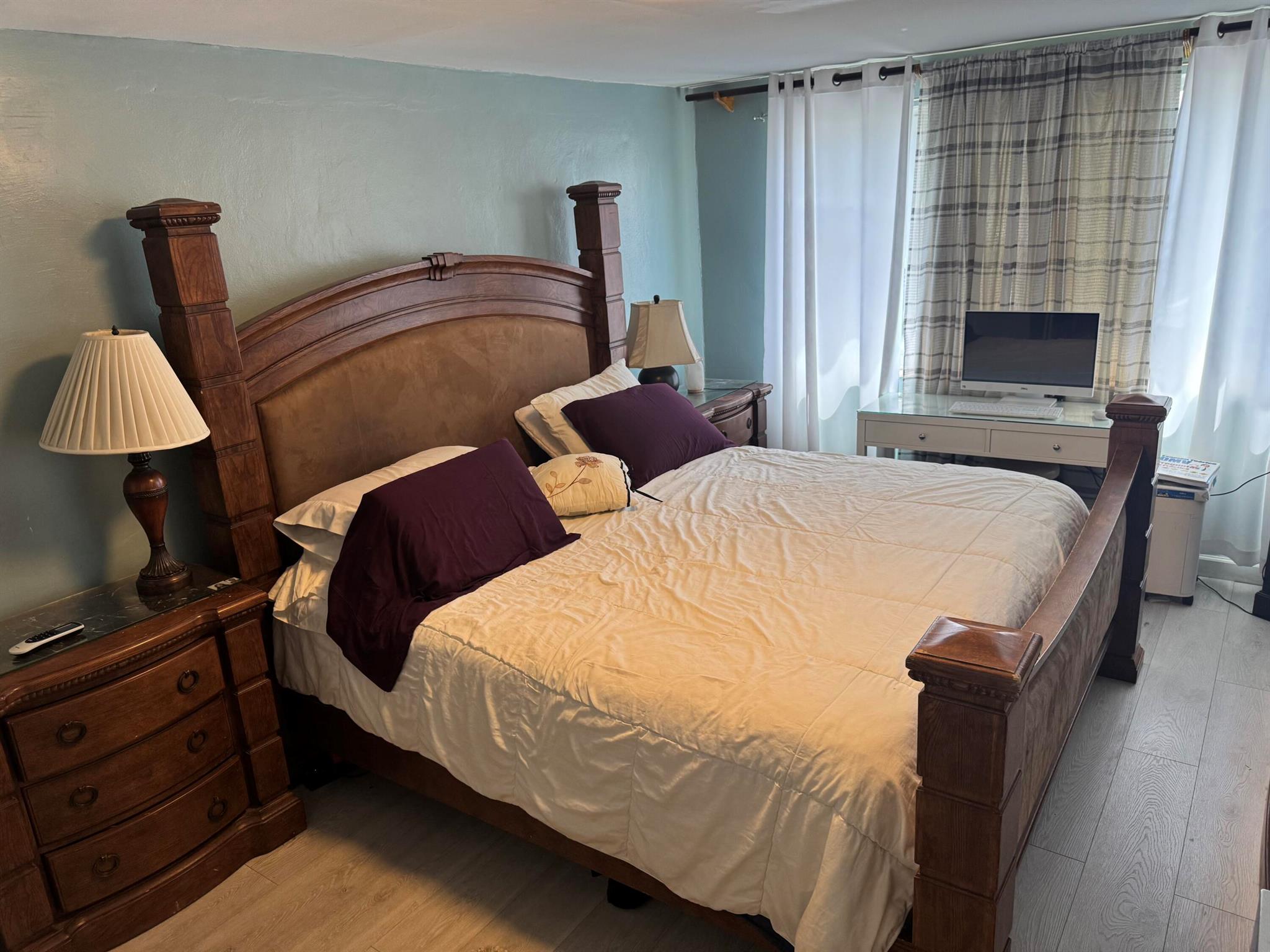 ENGLEWOOD MANOR - Residential Income