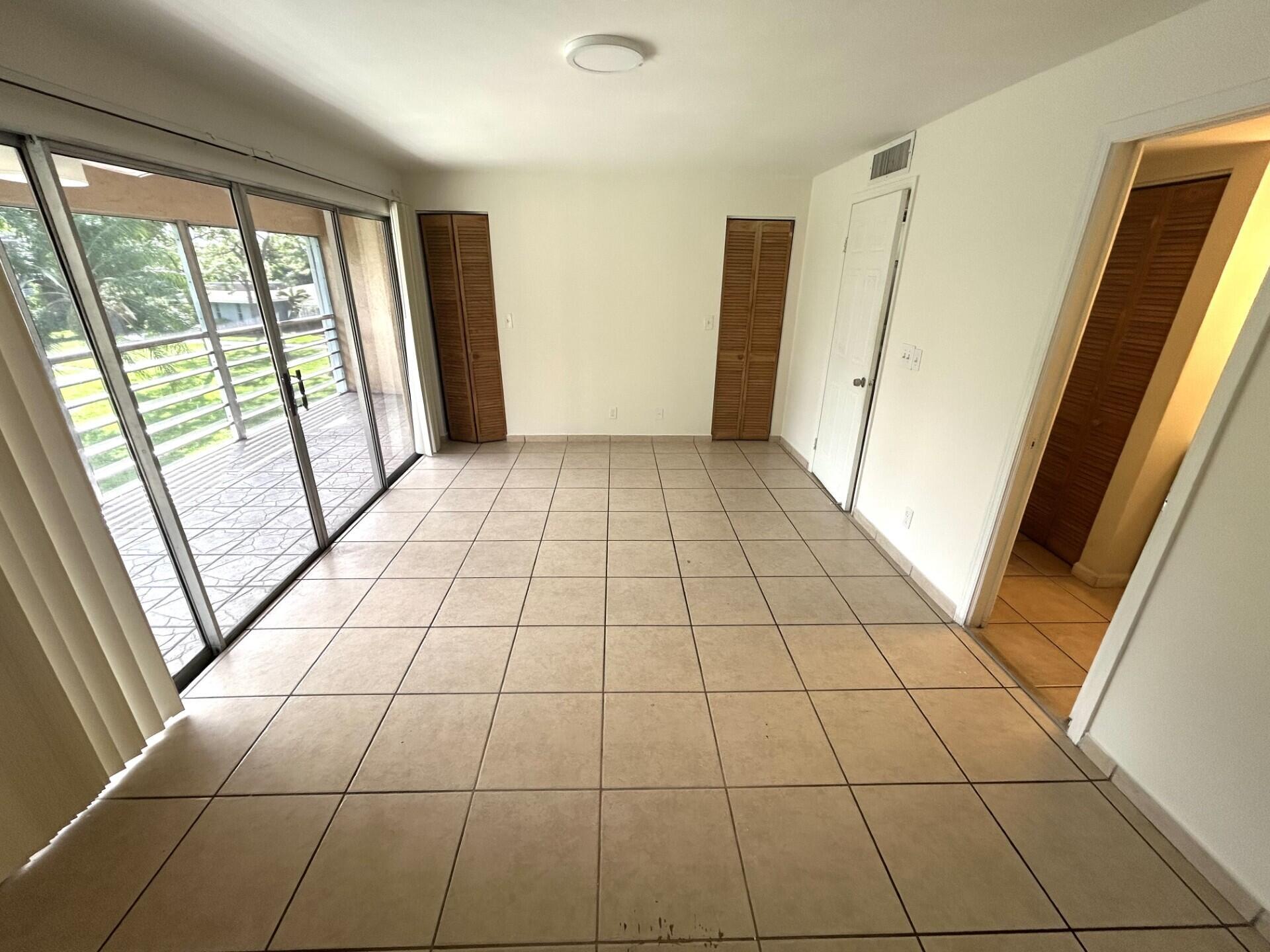 VILLAGE GREEN 4 CONDO - Residential Lease