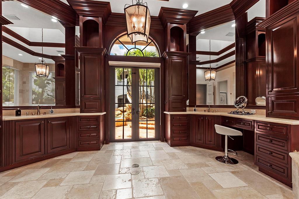 COVENTRY AT WOODFIELD COUNTRY CLUB - Residential