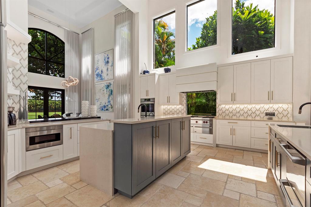 COVENTRY AT WOODFIELD COUNTRY CLUB - Residential