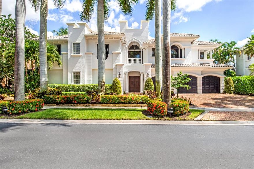 Welcome To Woodfield Country Club. This Breathtaking Courtyard Estate Home Is Located in The Coventry Sub-Division. This Open Floor Plan Home Features 6 Bedrooms, 6.5 Baths.This 2019 Designer Remodeled Open Floor Plan Has A Sensational Chef Grade Kitchen With New Appliances Throughout. Double Ovens, 2 Sinks, Dishwasher, Gas Cook Top, Wine Cooler And More. This Estate Home Also Boasts a 3 Bedroom Guest House With 2 Full Bath. Admire The Golf Course Thru The Wall To Ceiling Picture Windows Over Looking The 5th Fairway And Green. Oversized 3.5 Car Garage Which Also Has Room For A Golf Cart.

The Outside Entertainment Area has a Large Heated Free Form Pool, Summer Kitchen And Lush Landscaping That Will Make You Feel You're On A Permanent Vacation