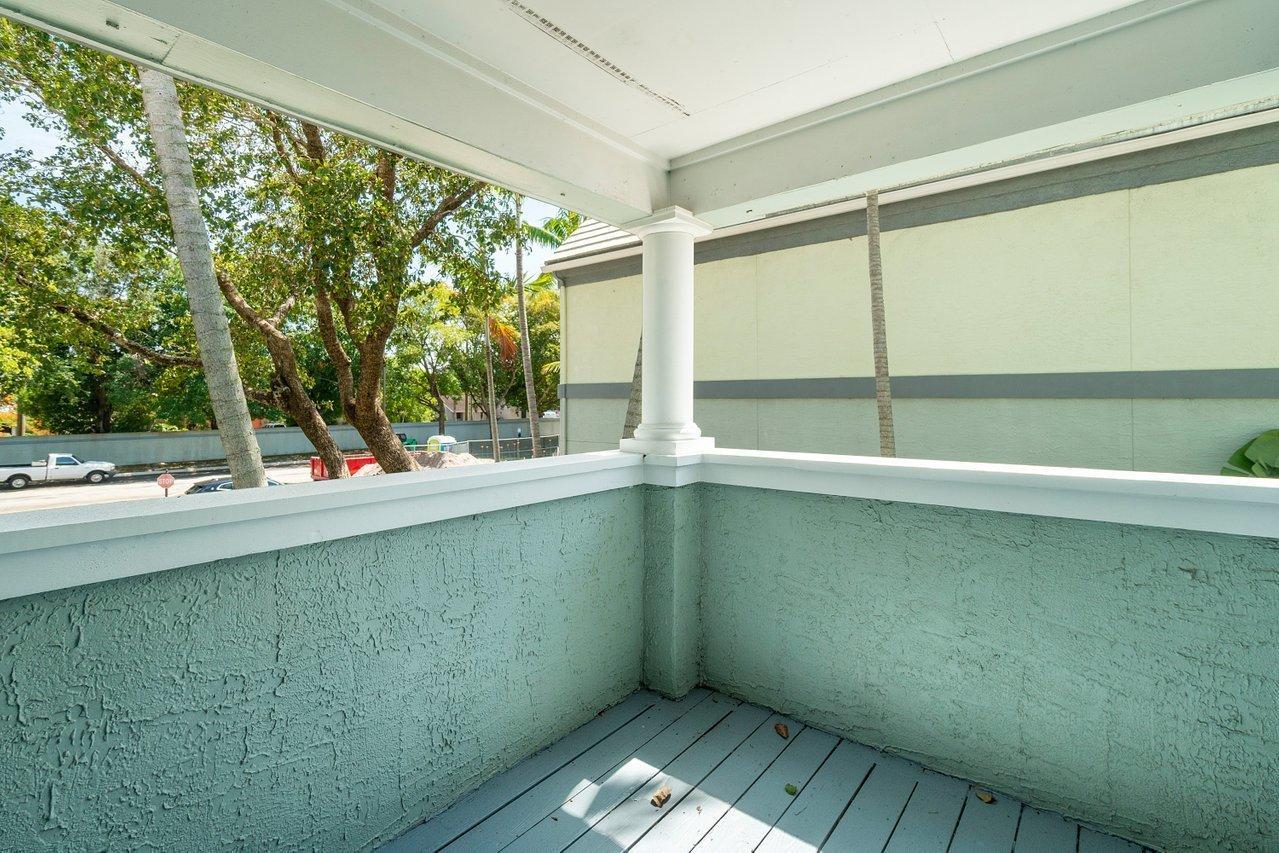 BAHIA AT DELRAY CONDO - Residential Lease