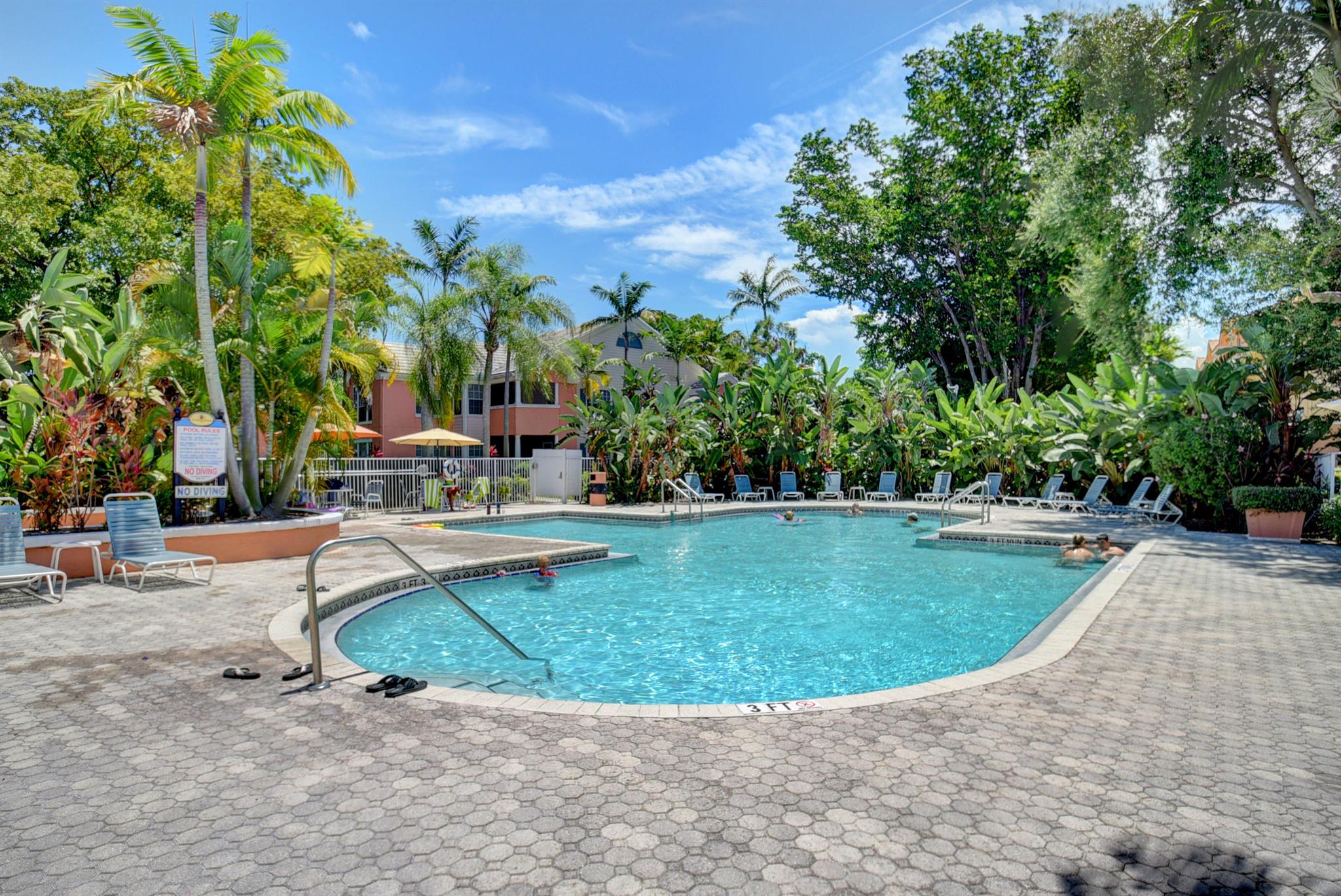 BAHIA AT DELRAY CONDO - Residential Lease