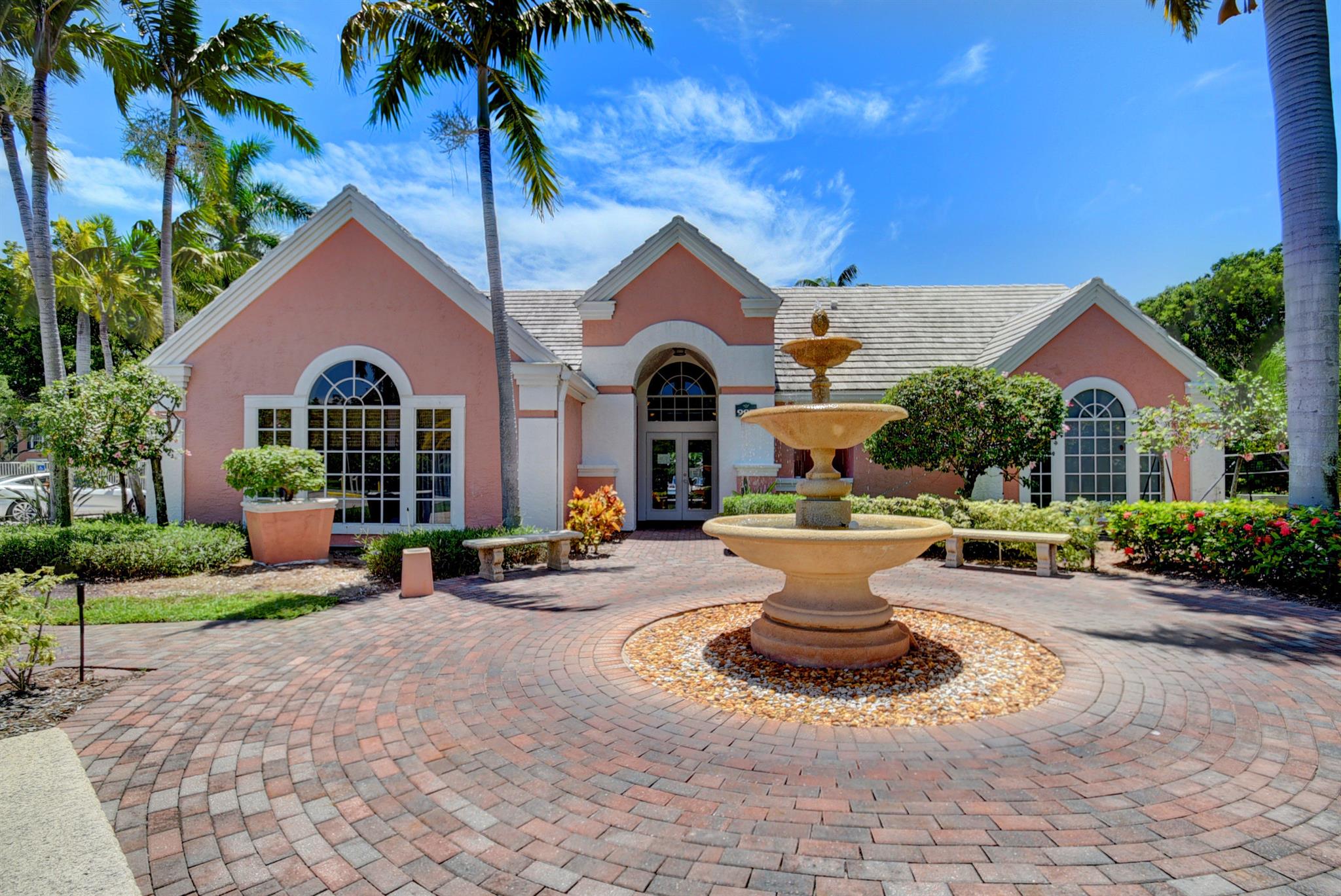 BAHIA AT DELRAY CONDO - Residential Lease