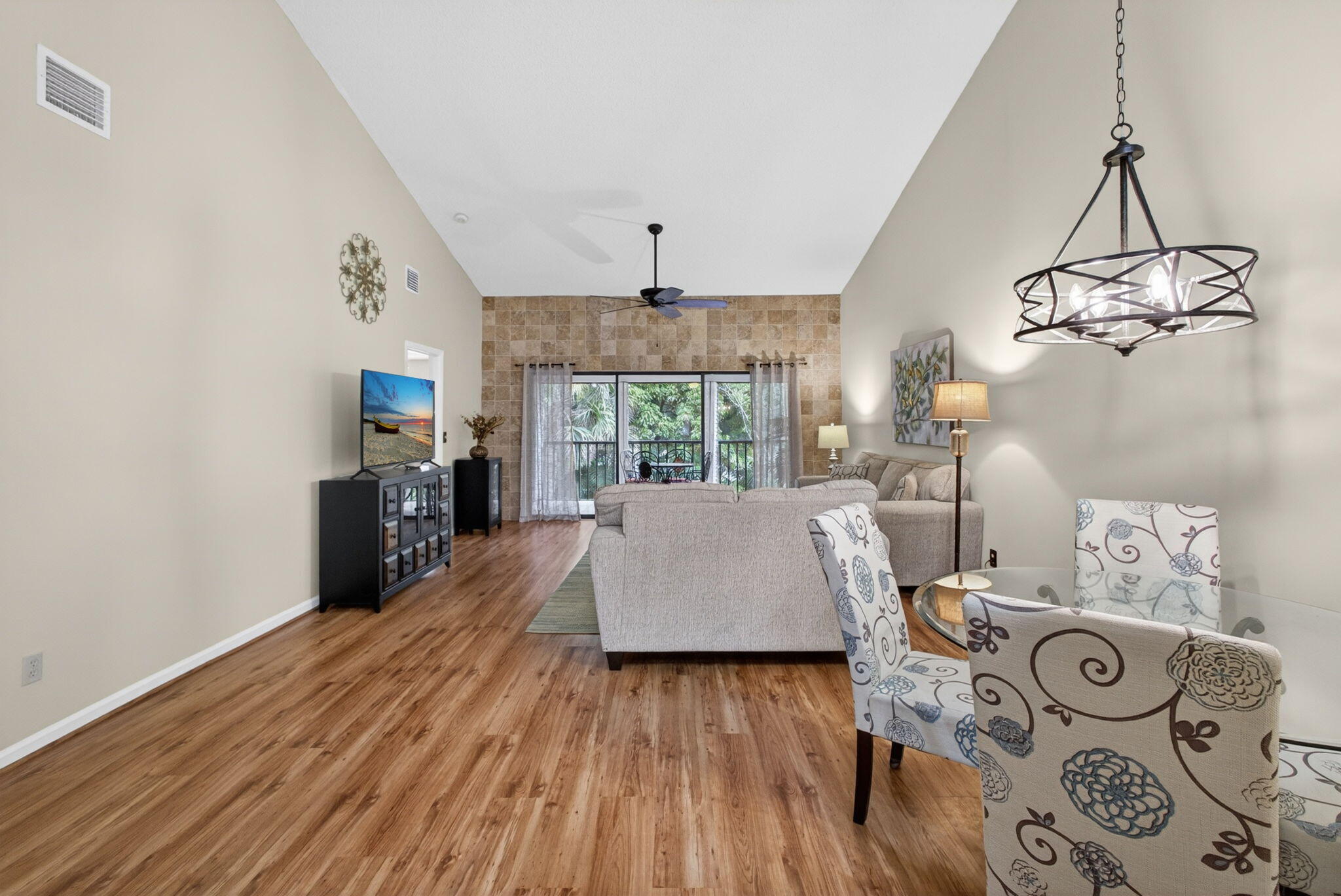 DUNBAR WOODS CONDO 4 - Residential