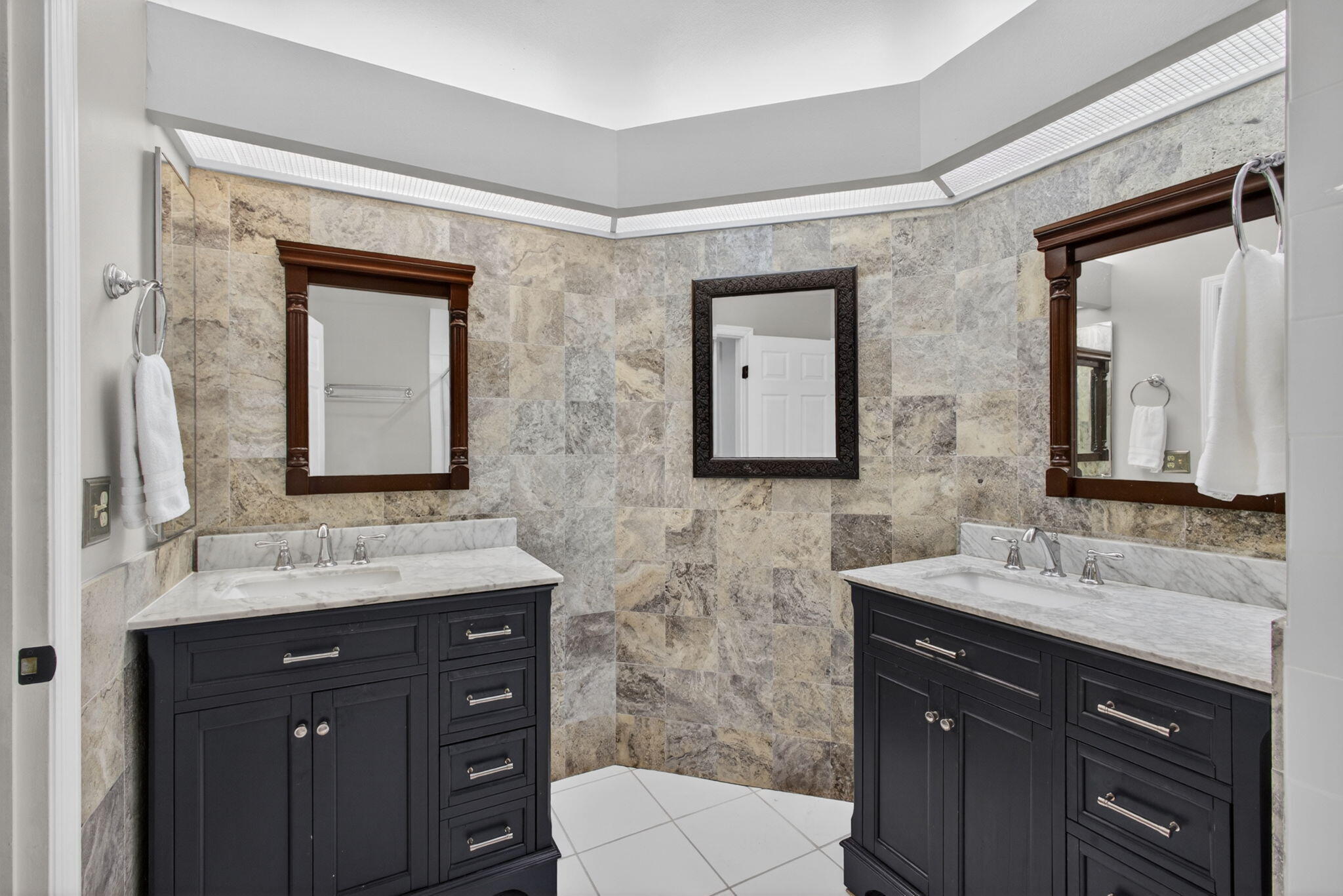 DUNBAR WOODS CONDO 4 - Residential