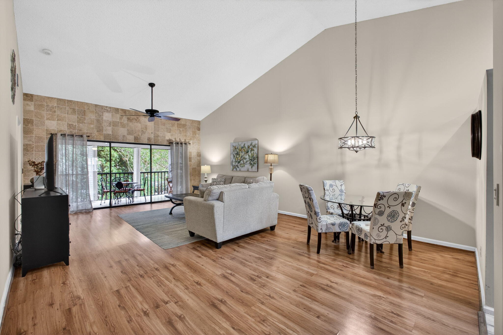 DUNBAR WOODS CONDO 4 - Residential