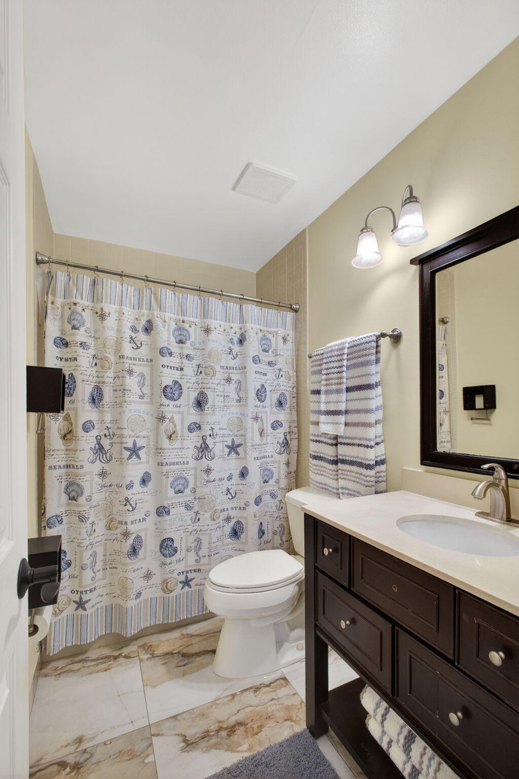 DUNBAR WOODS CONDO 4 - Residential