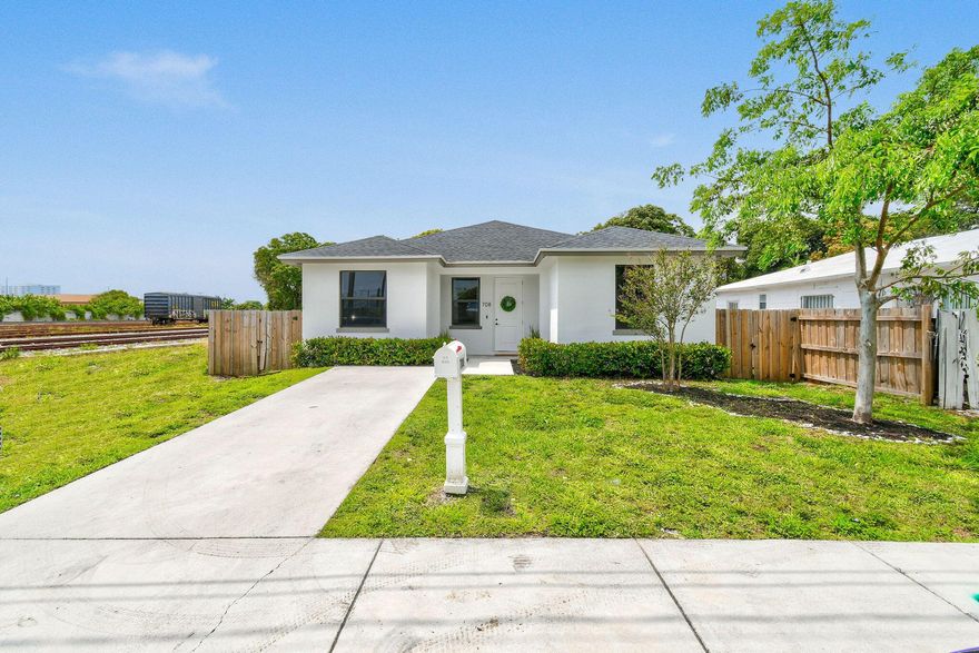 **AVAILABLE AUGUST 1ST*** This meticulously designed 5-bedroom, 2-bathroom residence, built in 2022, offers modern luxury and comfort. Nestled in a serene neighborhood, this property is perfect for families seeking a spacious and contemporary living space. With 5 generously sized bedrooms, there's ample space for family, guests, and a home office or hobby room. The heart of the home features a state-of-the-art kitchen equipped with stainless steel appliances and ample counter space.