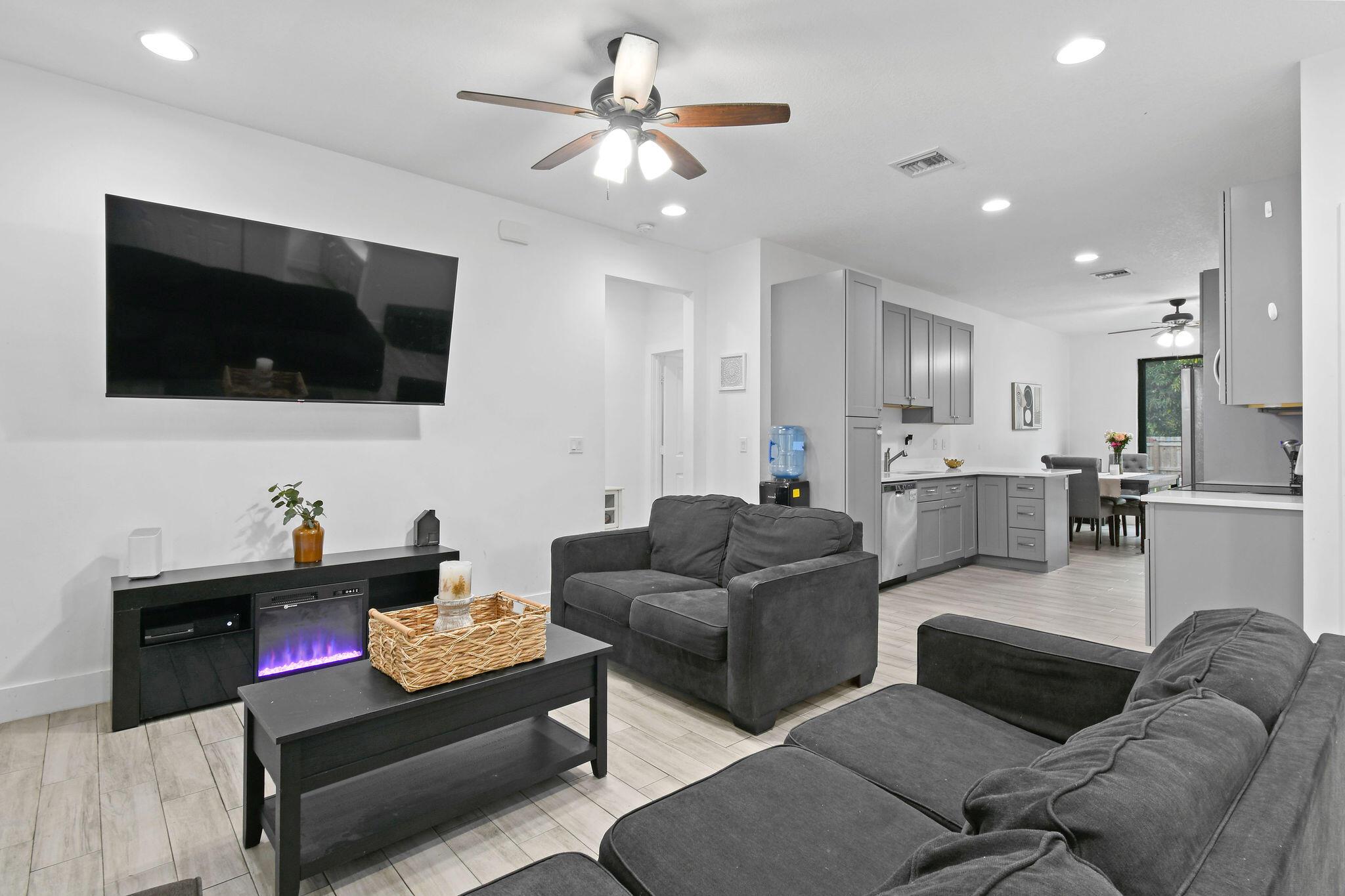 WASHINGTON HEIGHTS - Residential Lease