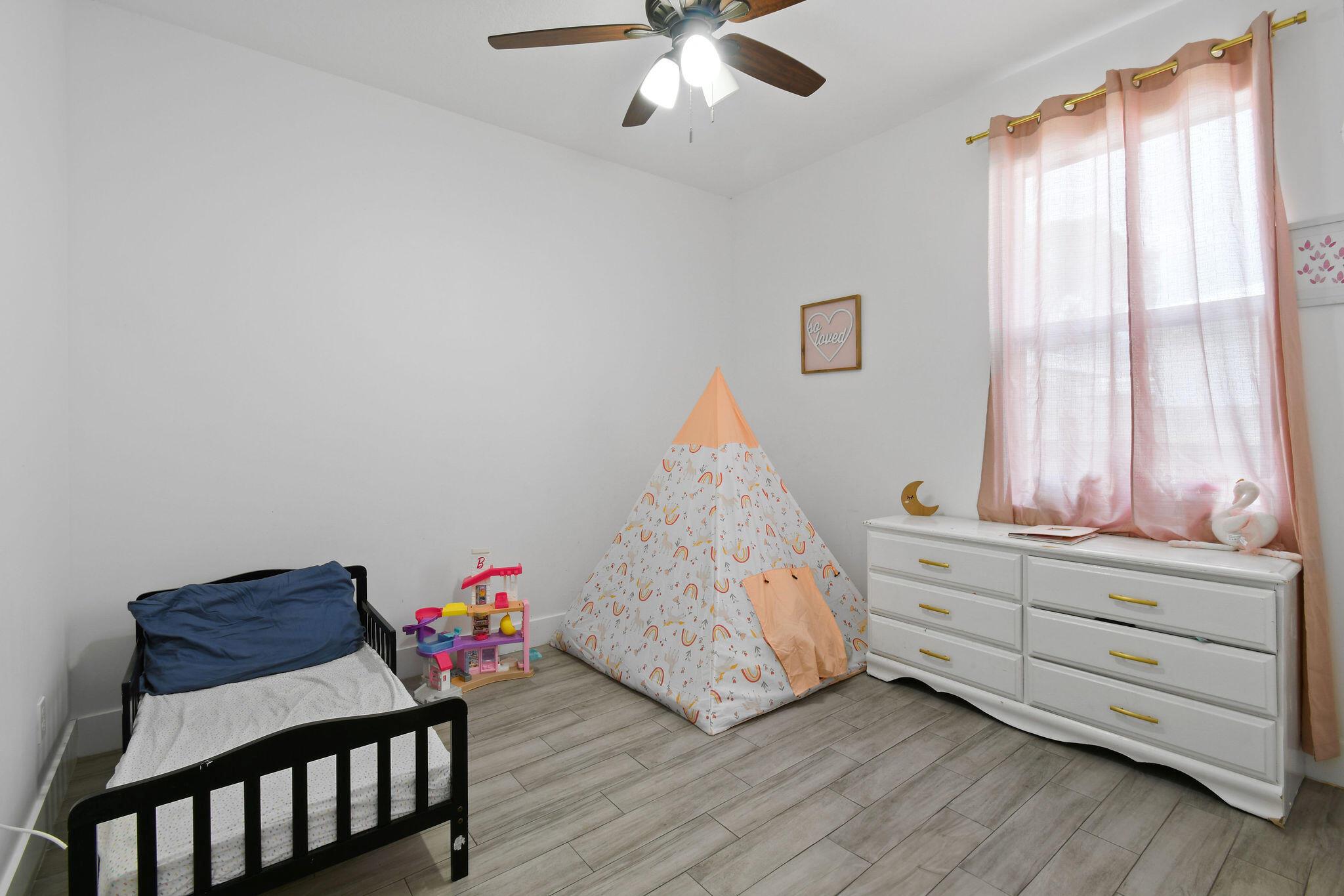 WASHINGTON HEIGHTS - Residential Lease