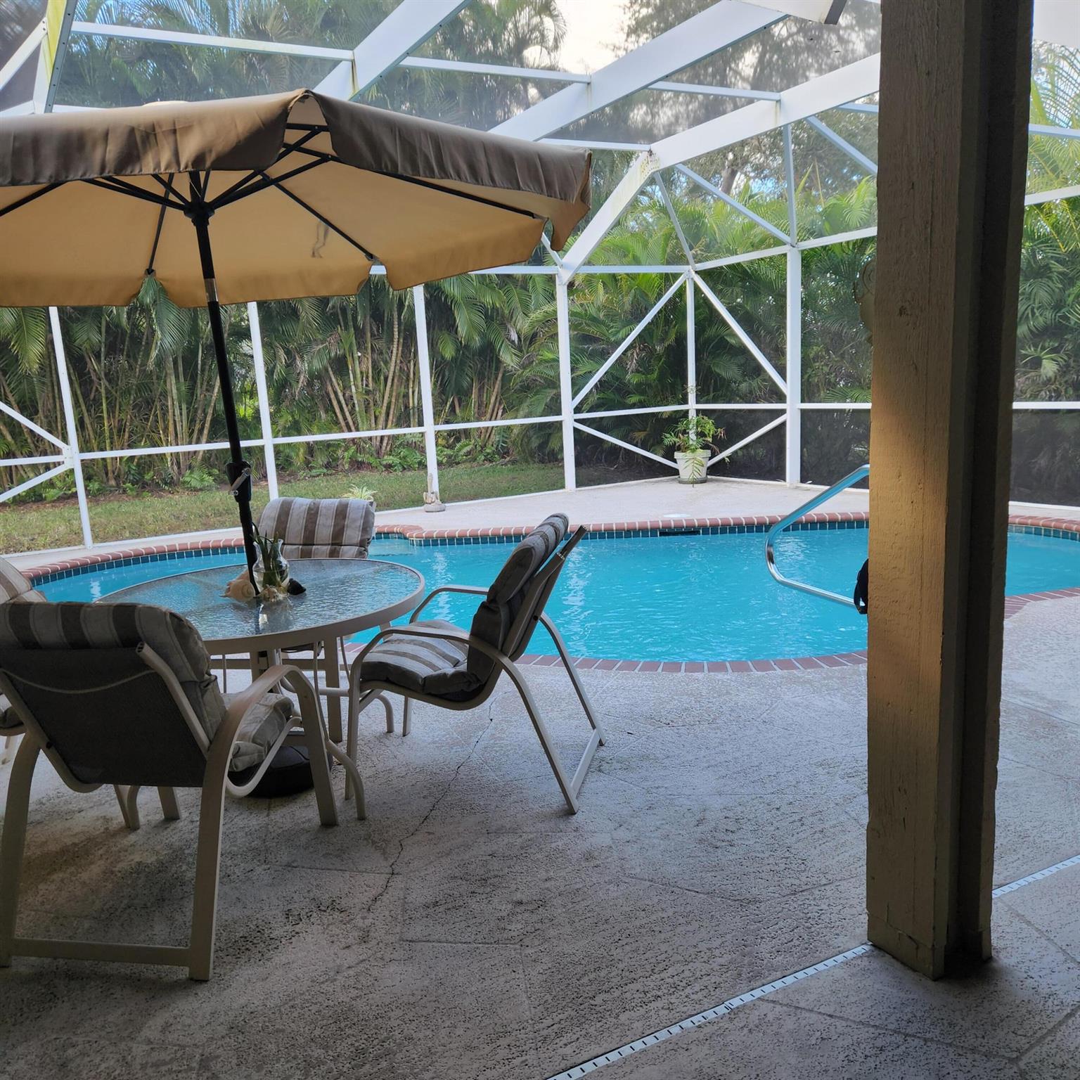 BOCA MADERA UNIT 3 - Residential