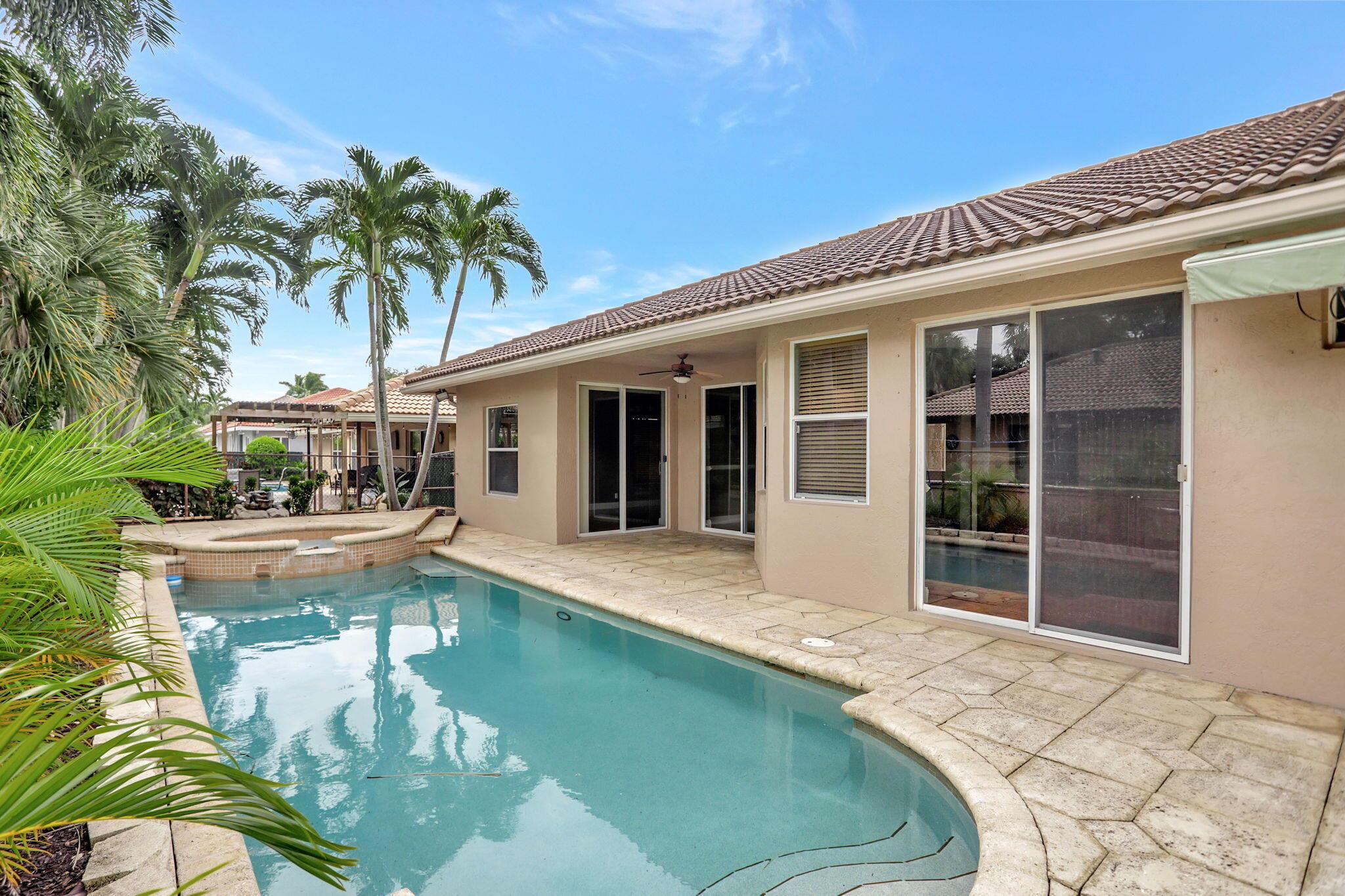 6384 NW 43 Terrace, Coconut Creek, FL, 33073/$685,000 2 6384 NW 43 Terrace