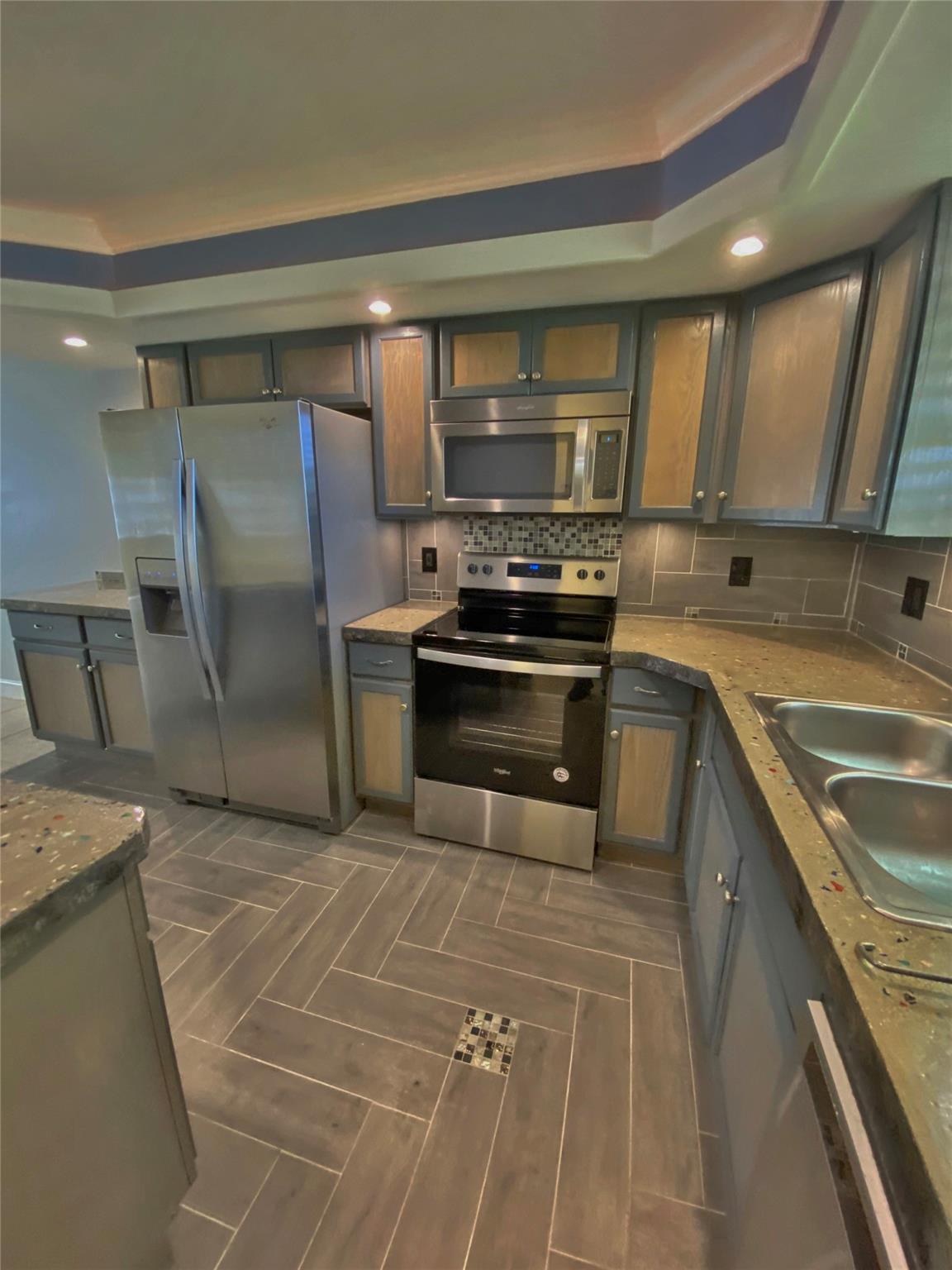 Oak Hills Condo - Residential Lease