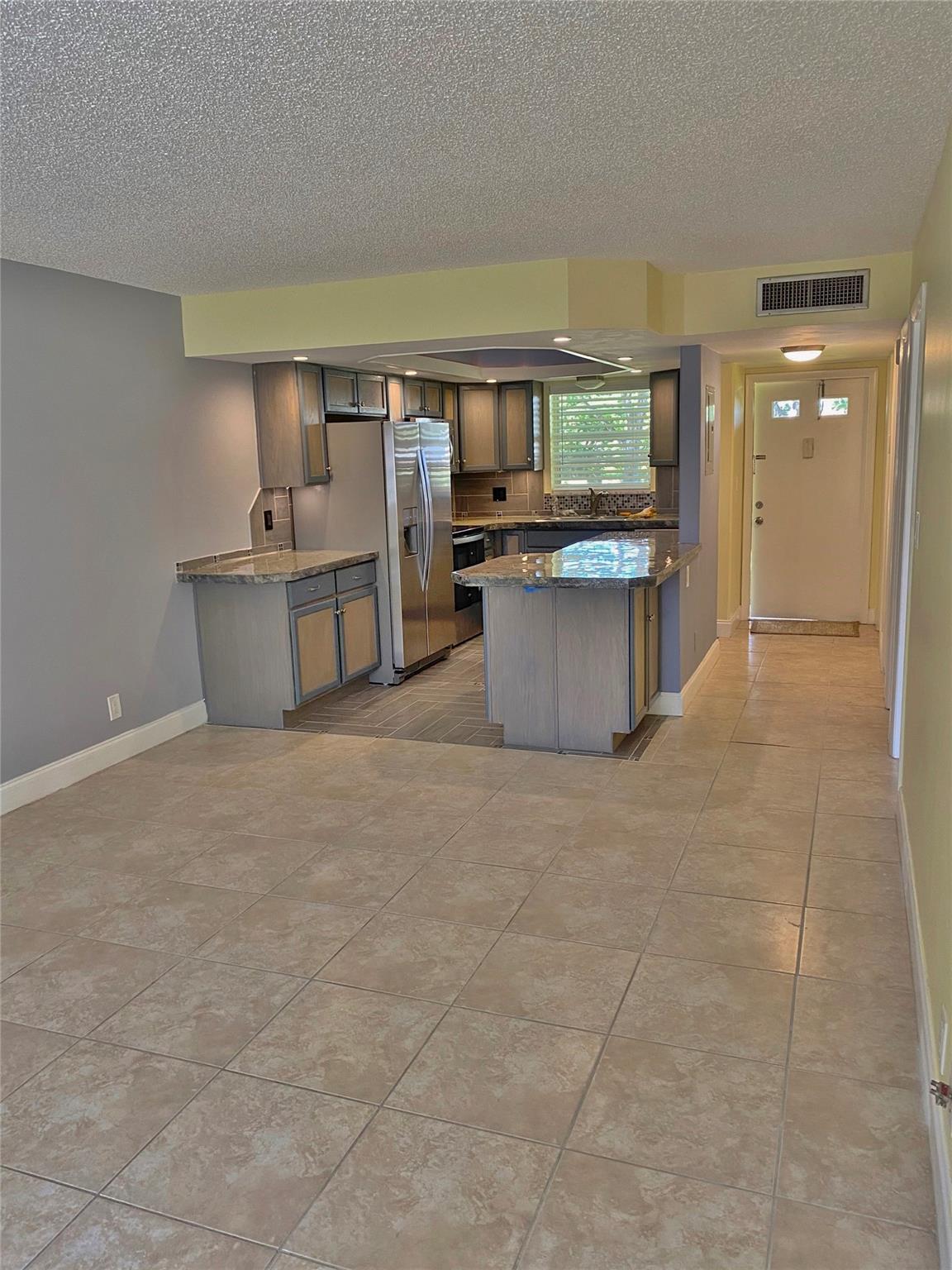 Oak Hills Condo - Residential Lease