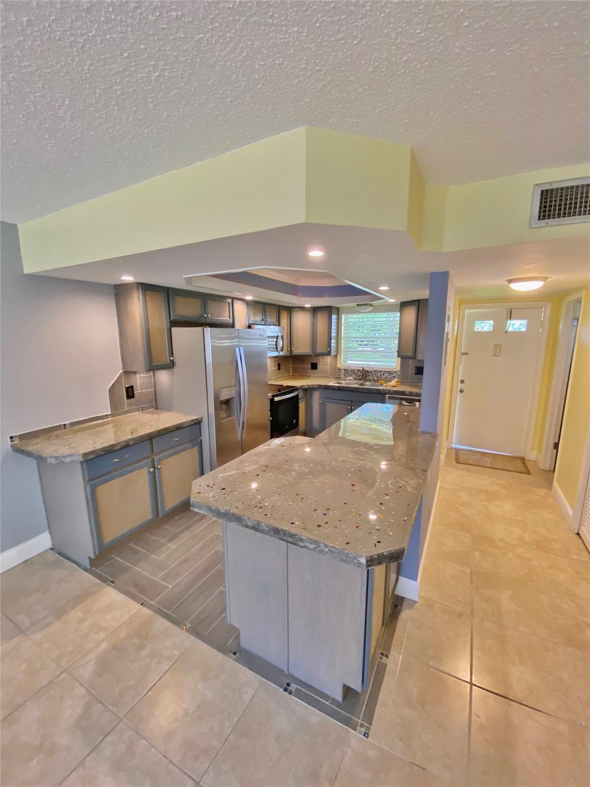 Oak Hills Condo - Residential Lease