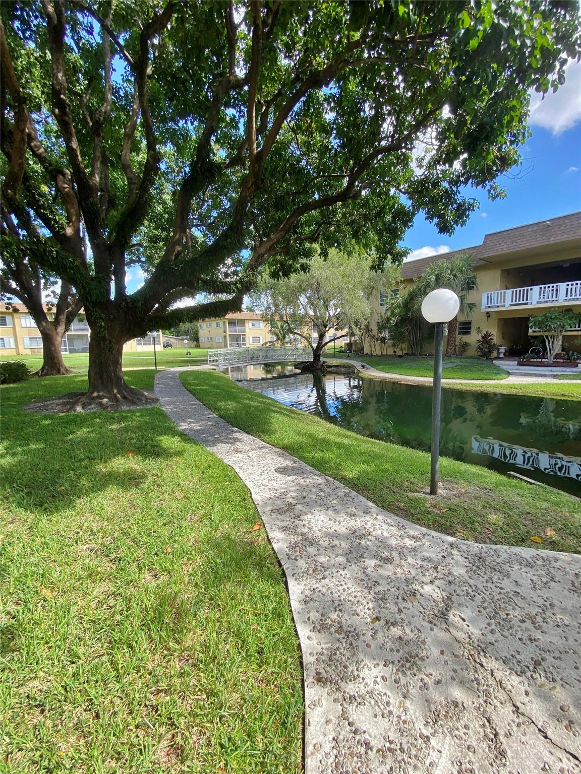 Oak Hills Condo - Residential Lease