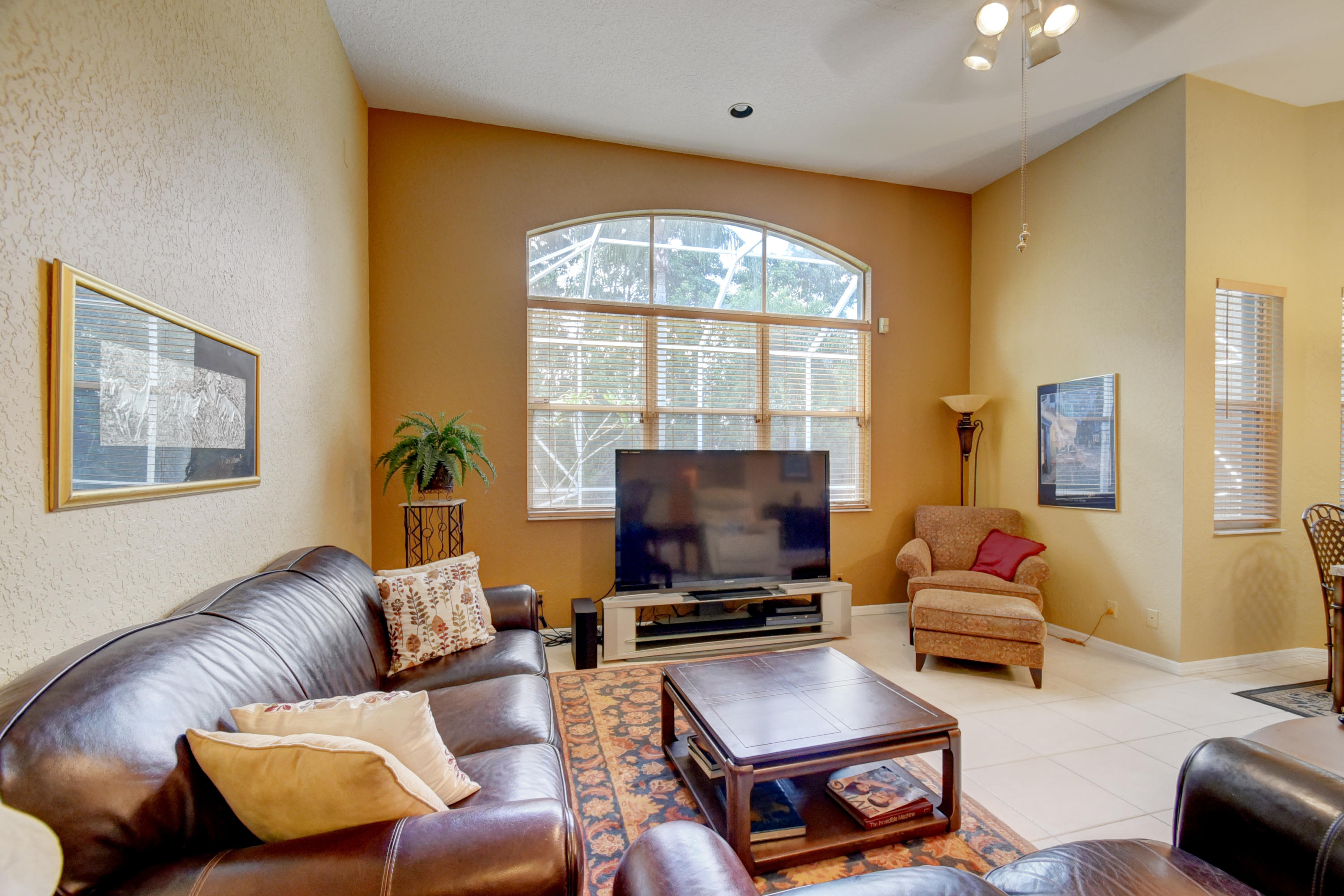 SHORES AT BOCA RATON - Residential