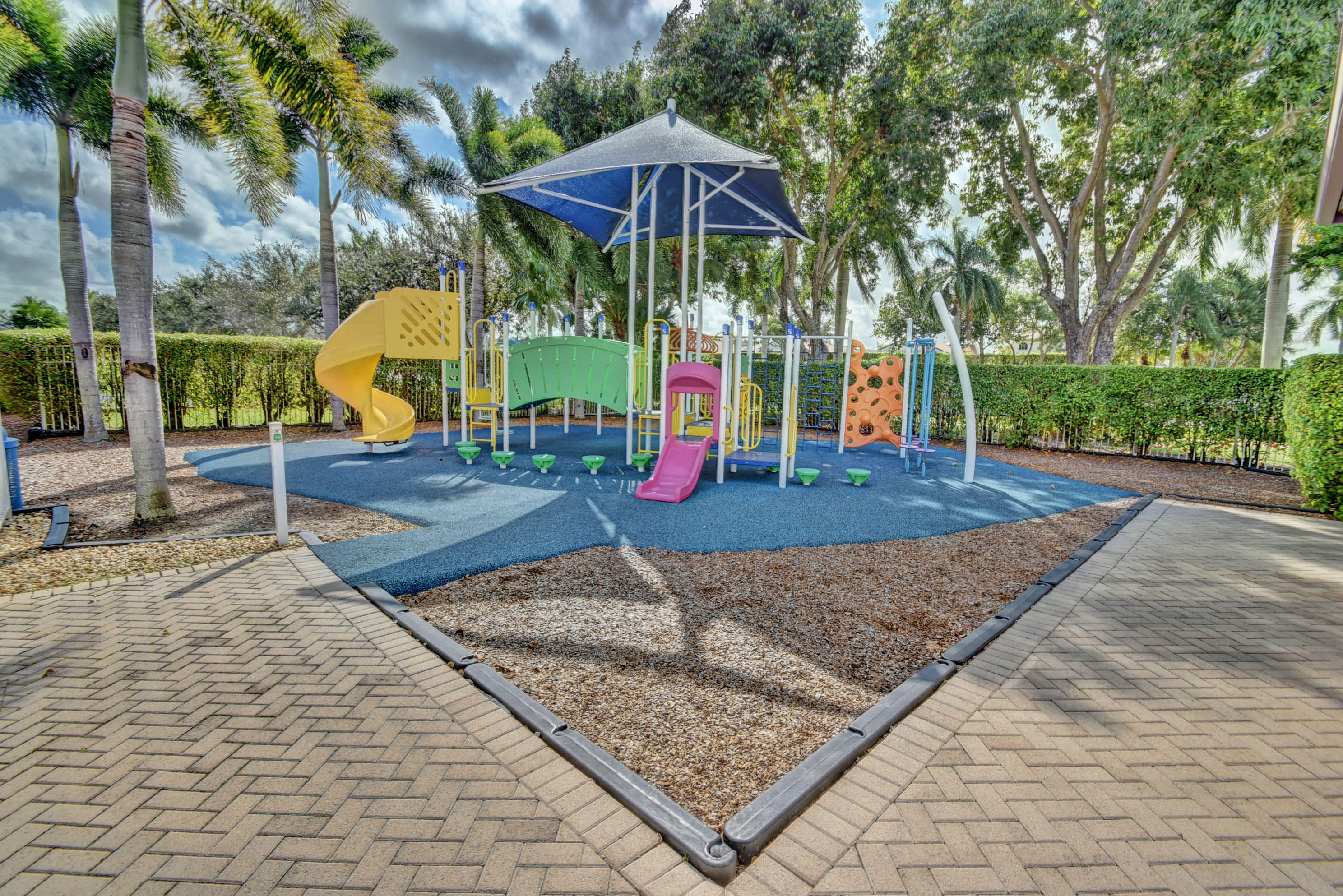 SHORES AT BOCA RATON - Residential