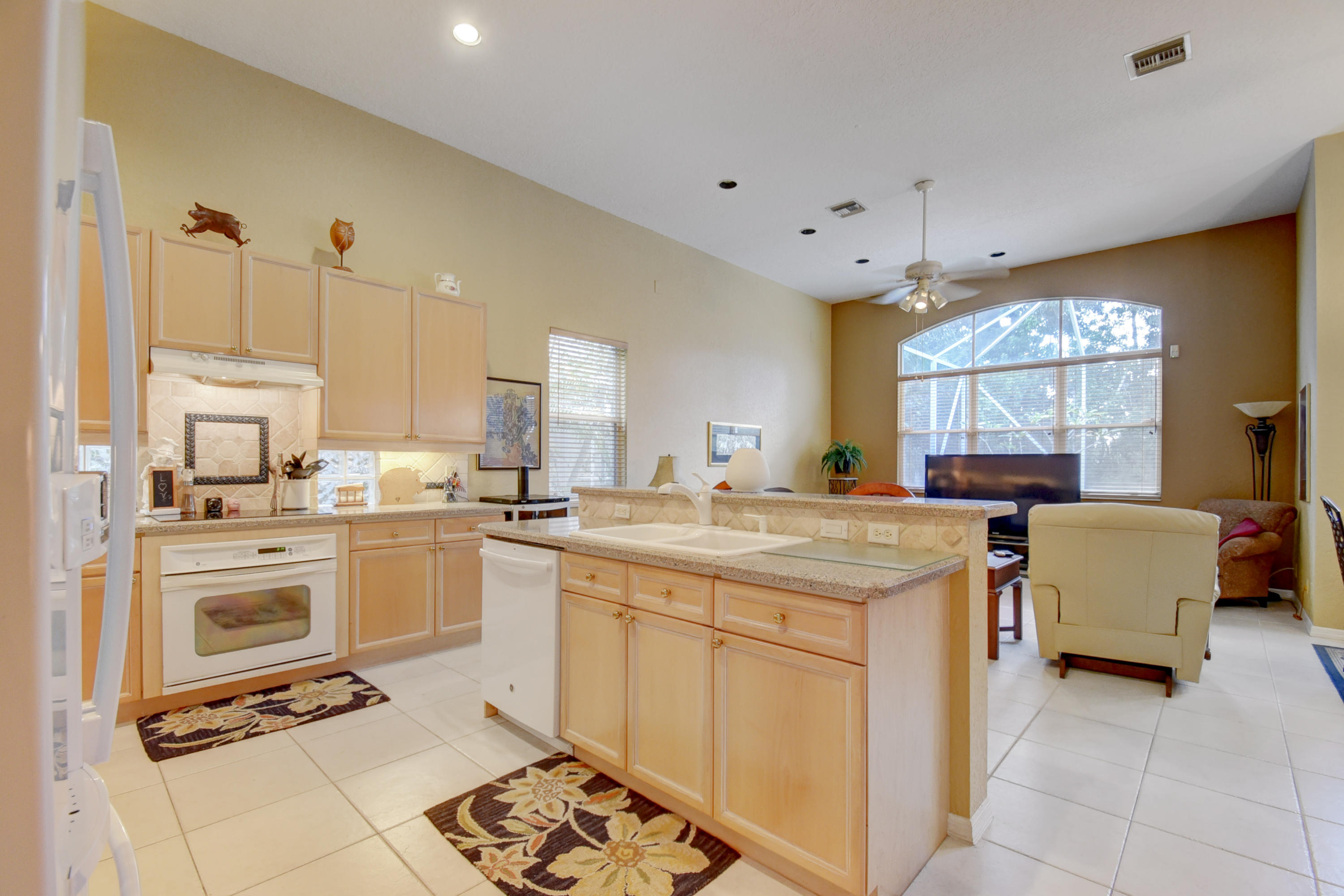 SHORES AT BOCA RATON - Residential