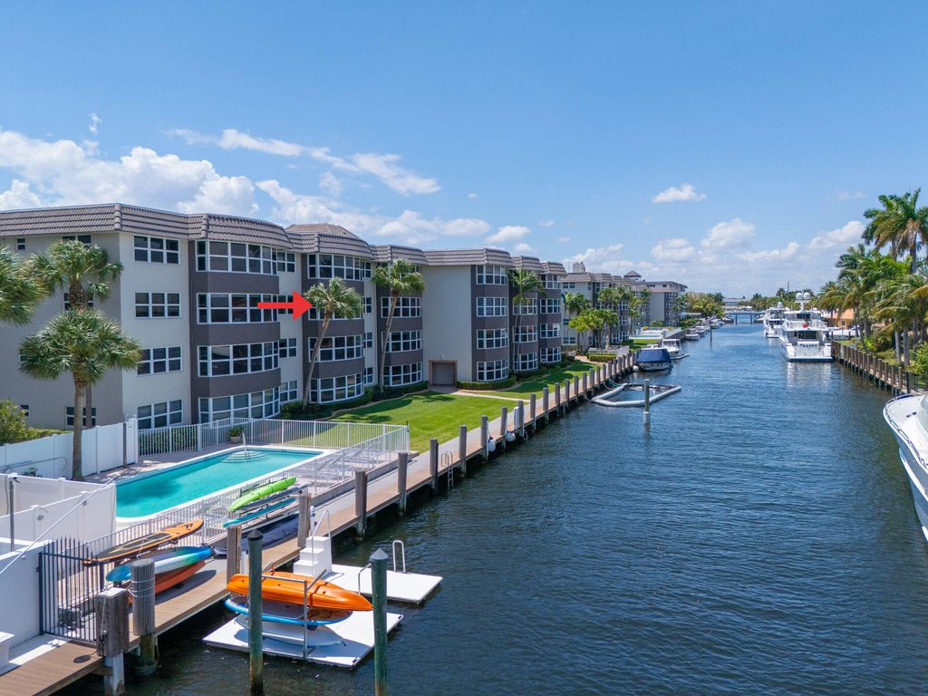 Photo of 3121 NE 51st Street #305e, Fort Lauderdale, FL 33308 (MLS # B26018248)