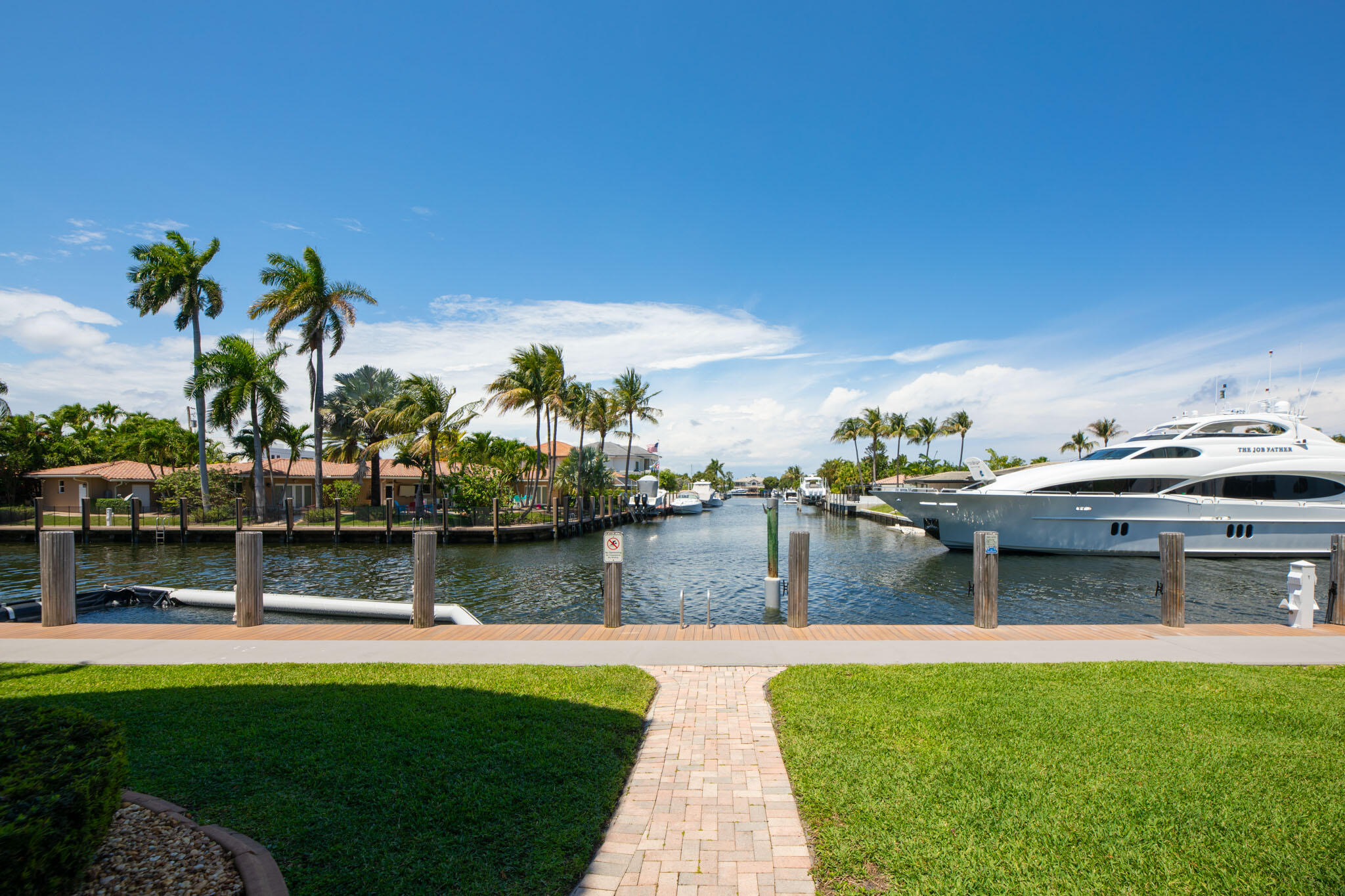 HERITAGE LANDINGS CONDO - Residential