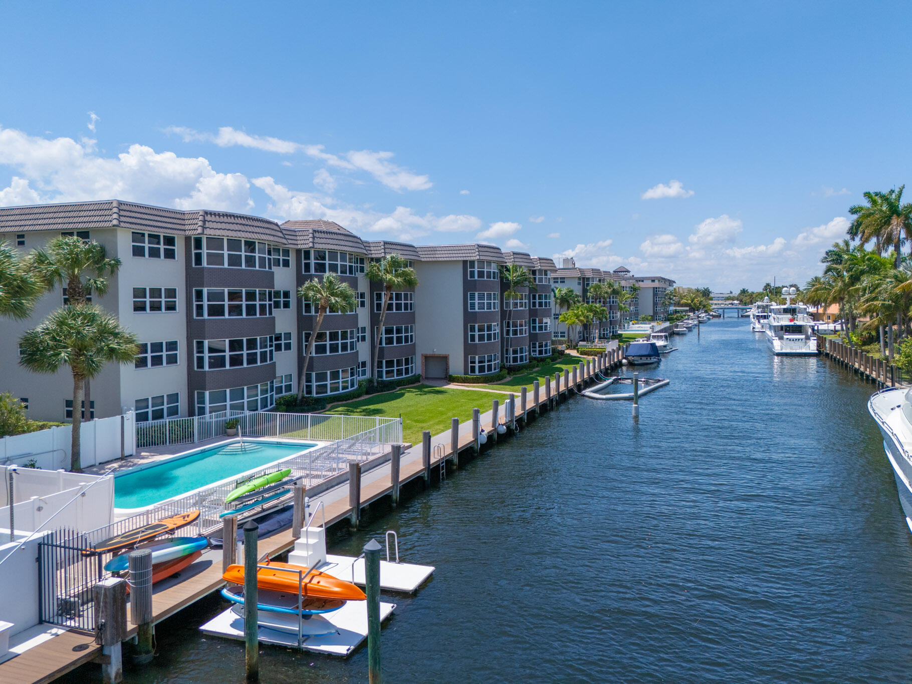 HERITAGE LANDINGS CONDO - Residential