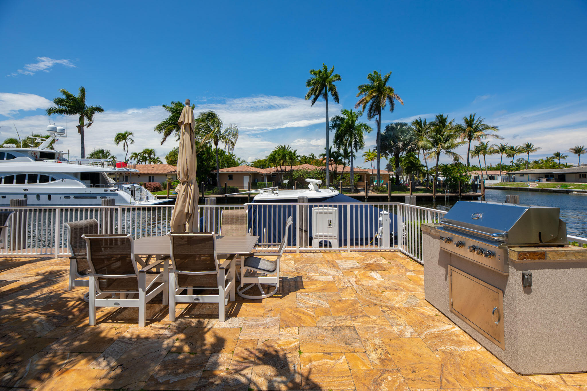 HERITAGE LANDINGS CONDO - Residential