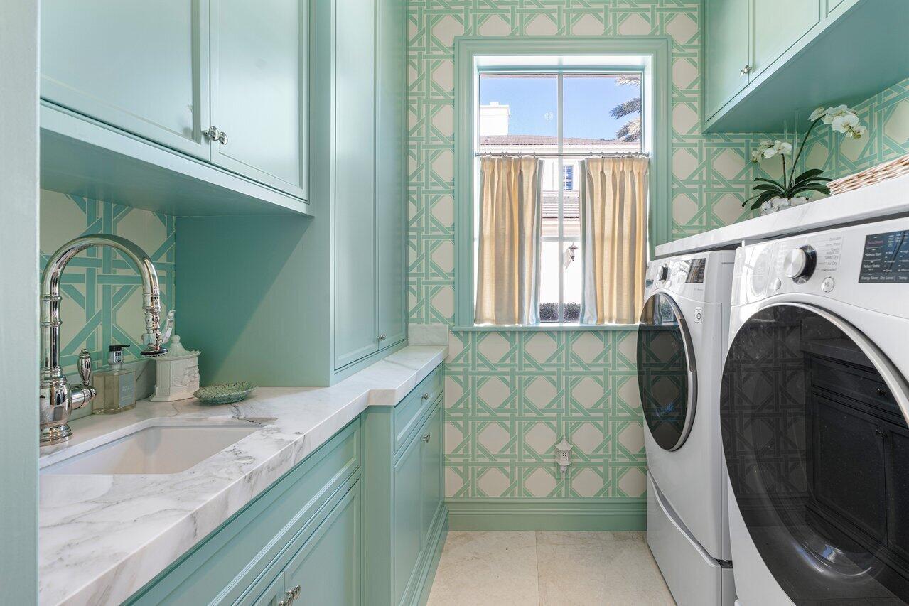 VILLAS AT 4001 NORTH OCEA - Residential