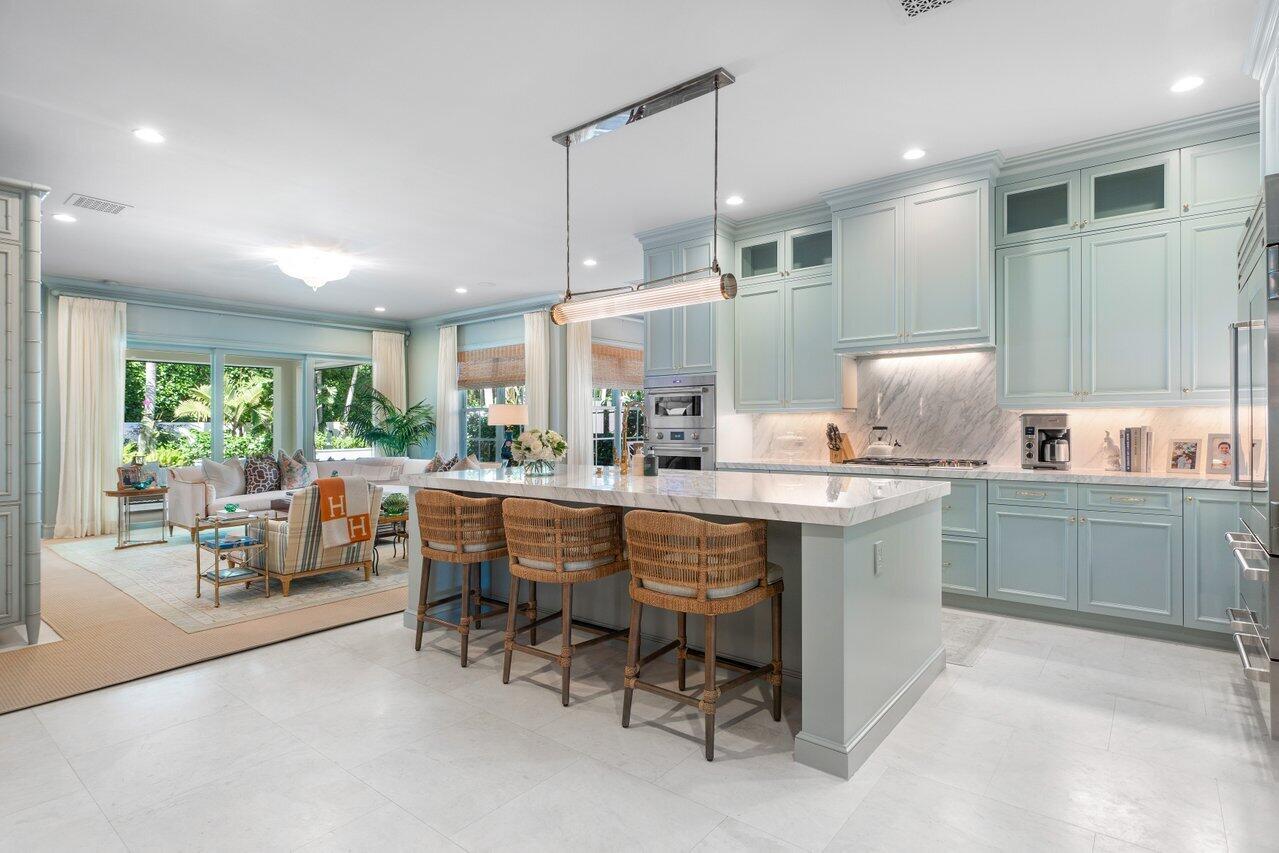 VILLAS AT 4001 NORTH OCEAN CONDO - Residential