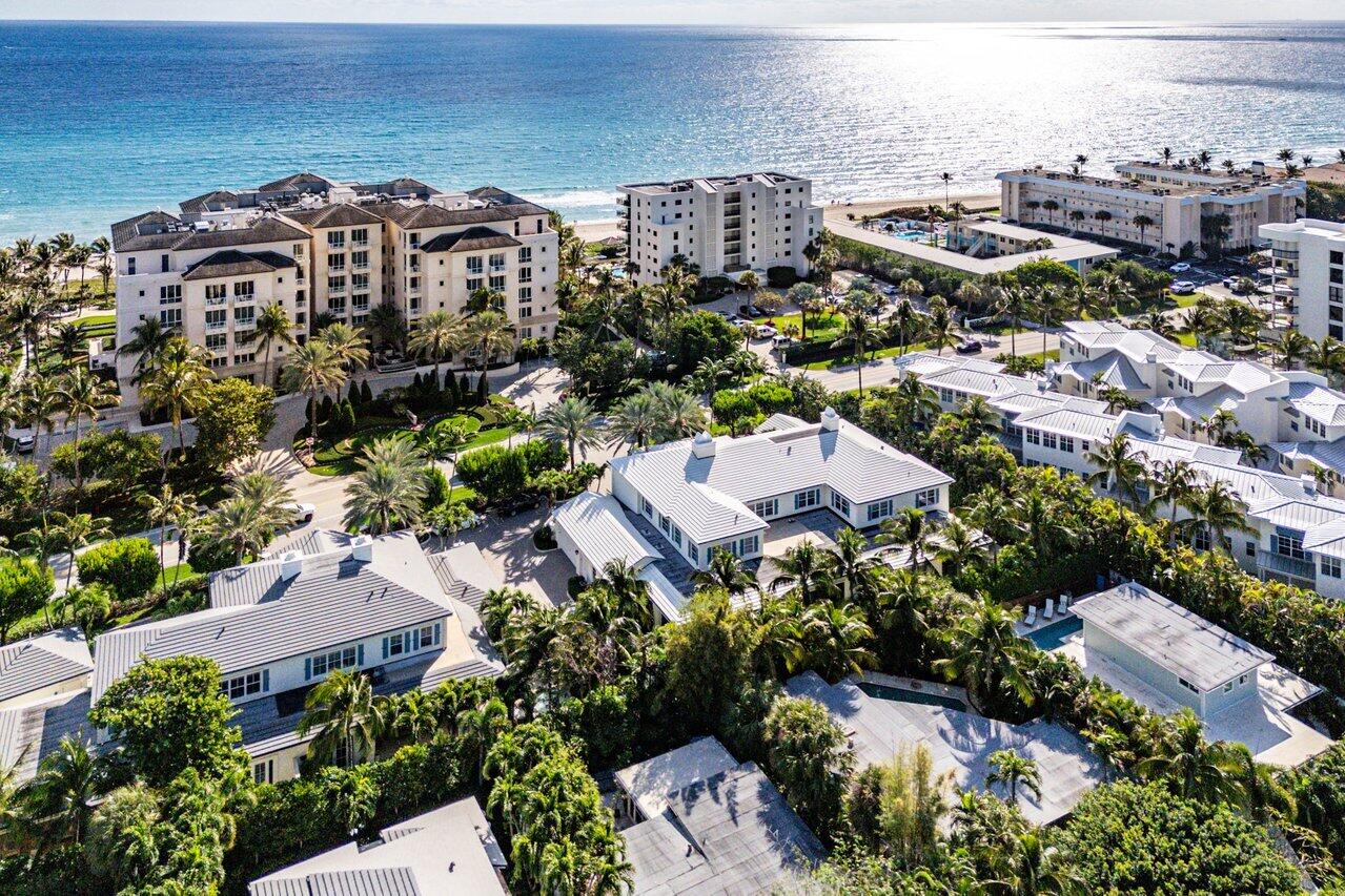 VILLAS AT 4001 NORTH OCEAN CONDO - Residential