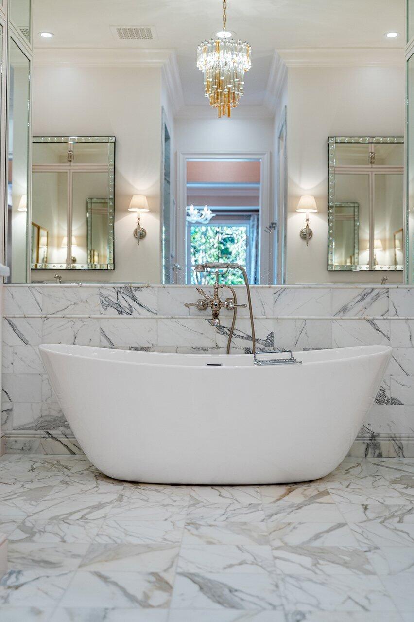 VILLAS AT 4001 NORTH OCEA - Residential