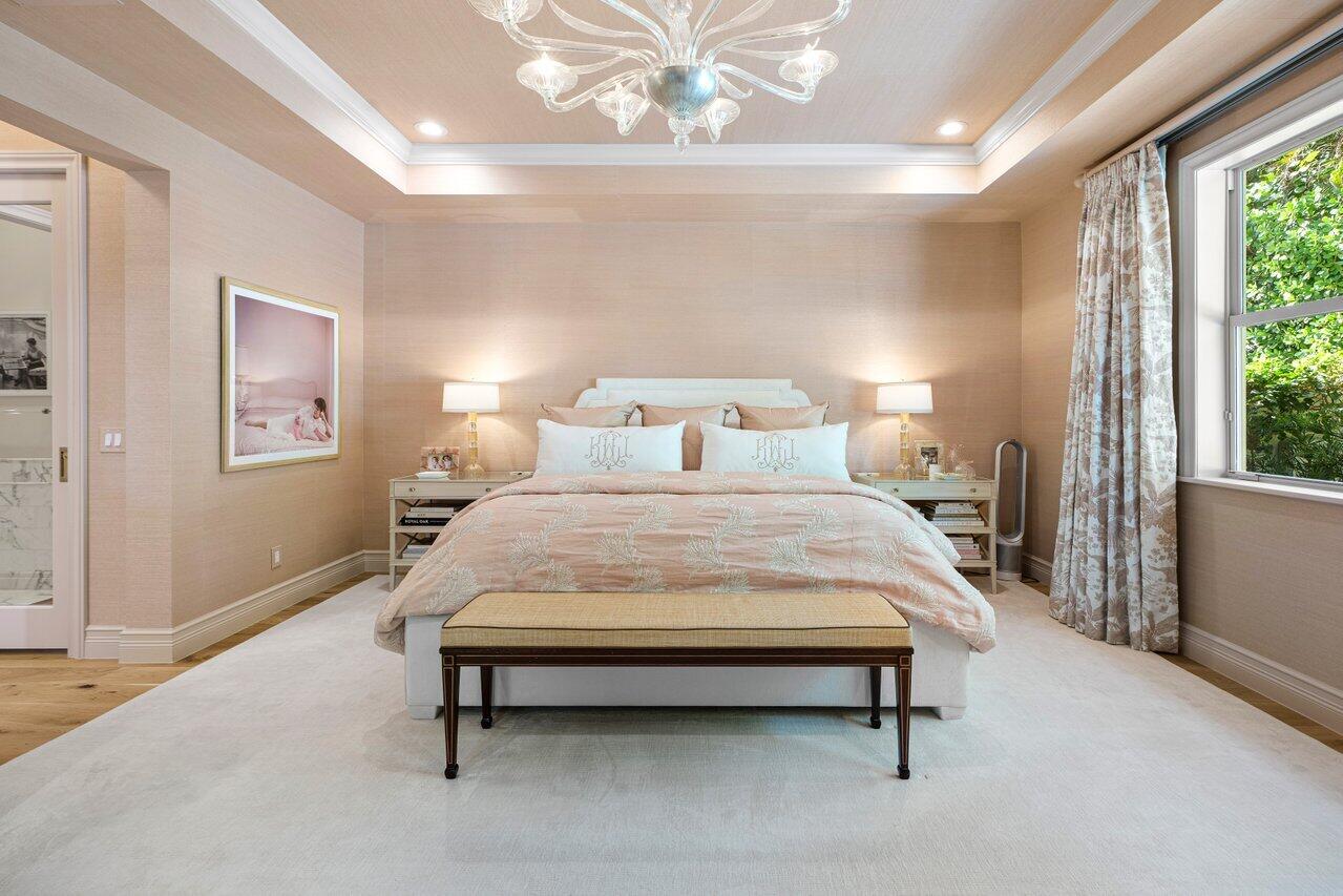 VILLAS AT 4001 NORTH OCEAN CONDO - Residential